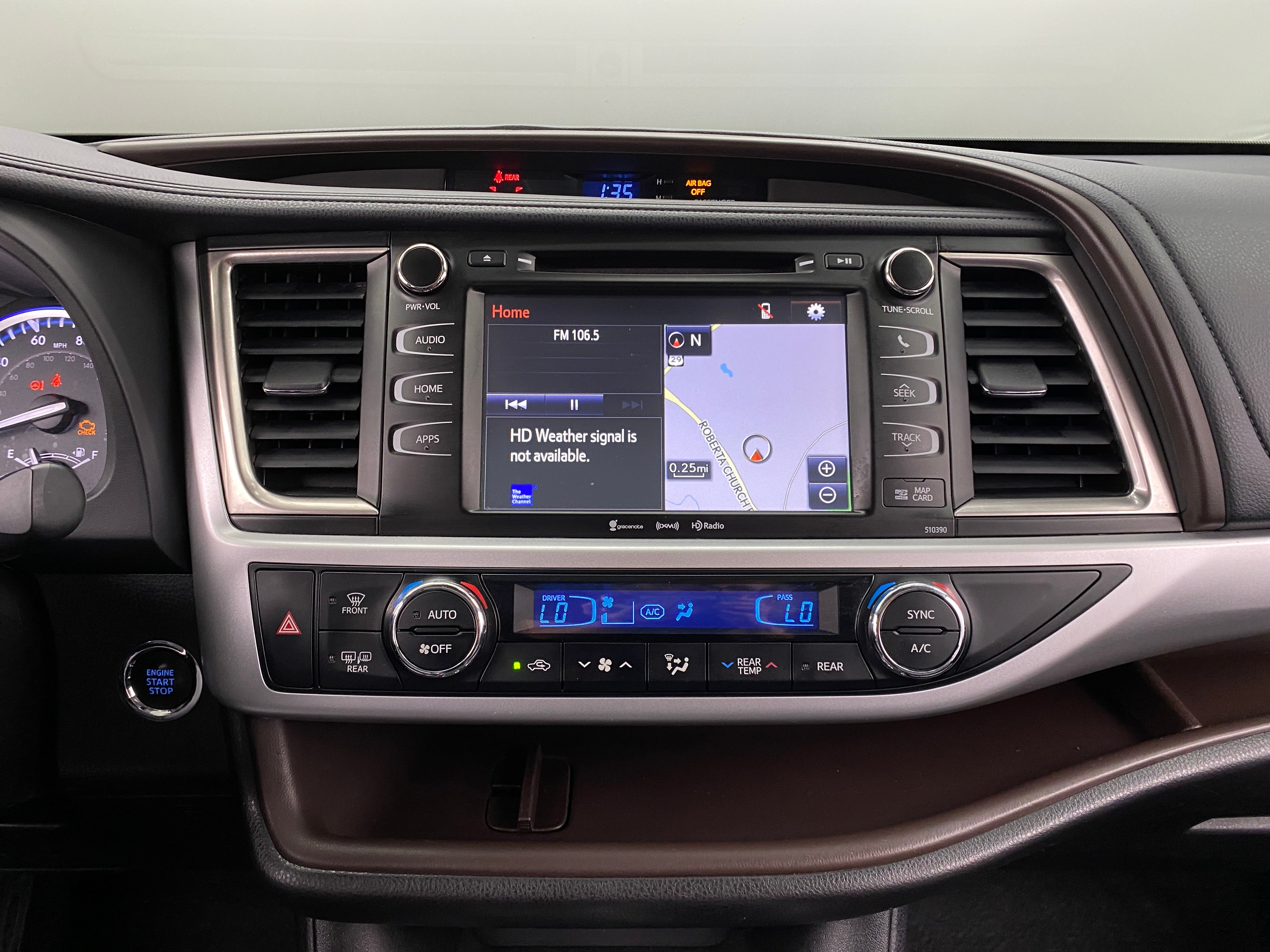 2019 Toyota Highlander XLE 3