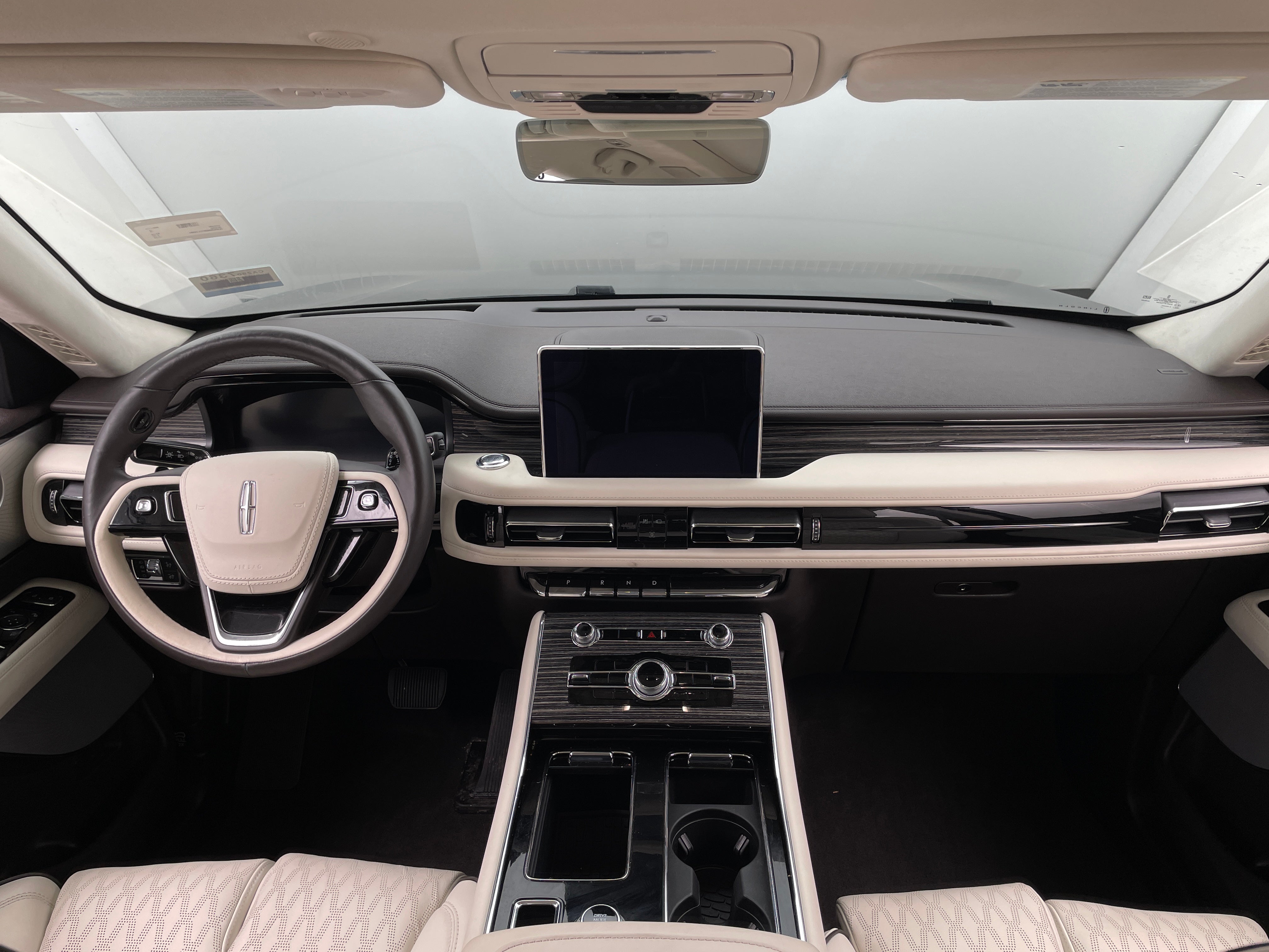 2023 Lincoln Aviator Black Label 3