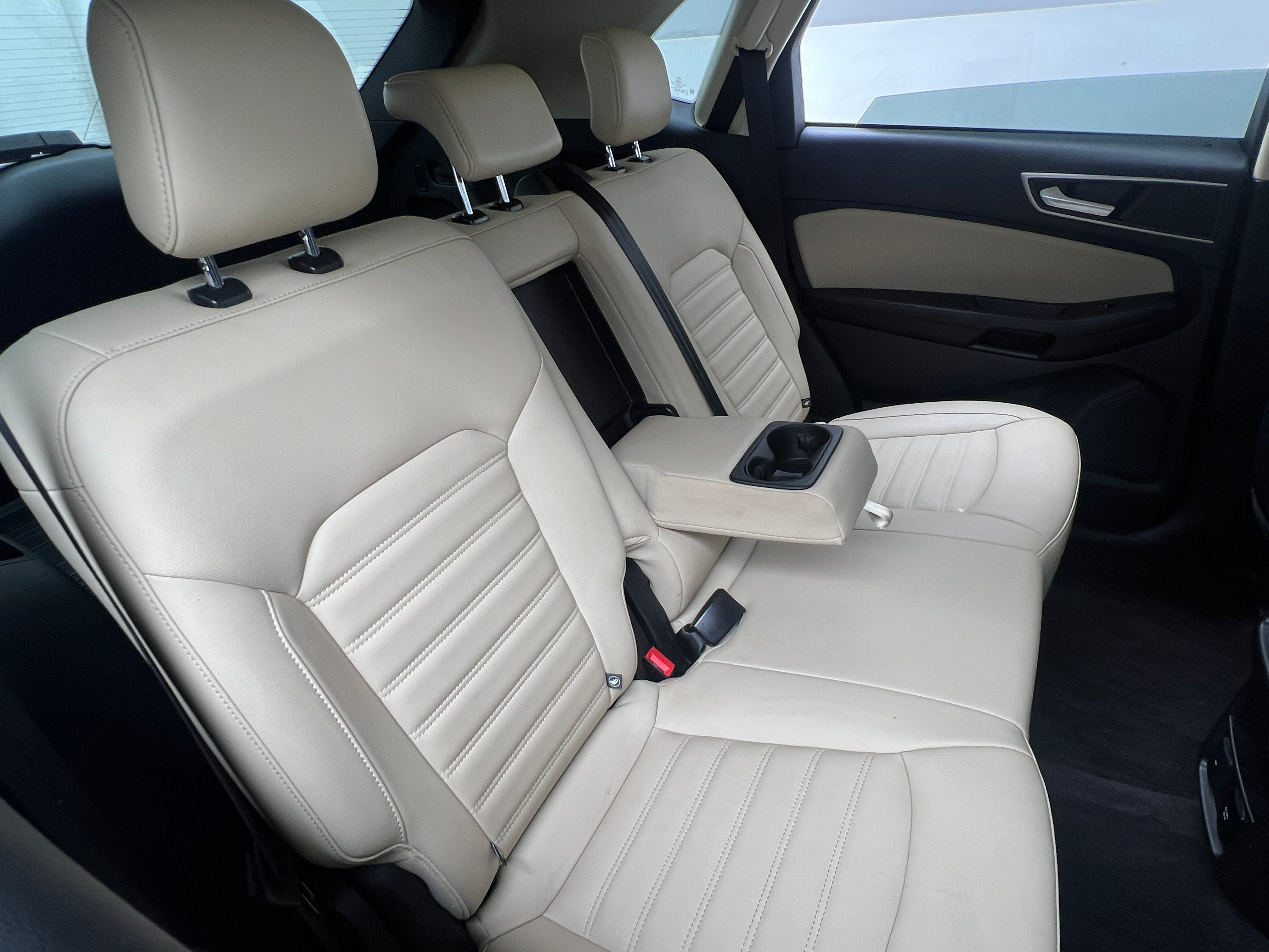 2020 Ford Edge SEL 5