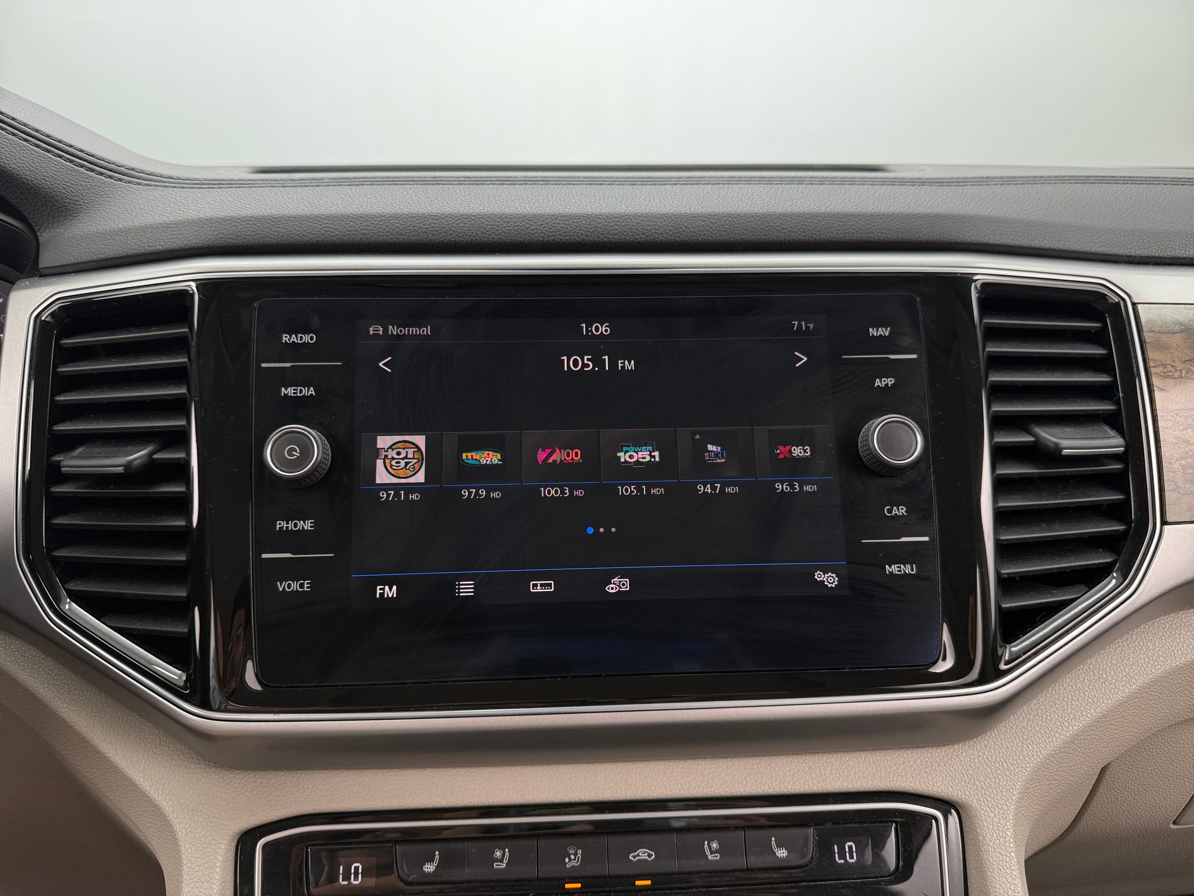 2018 Volkswagen Atlas SEL 3