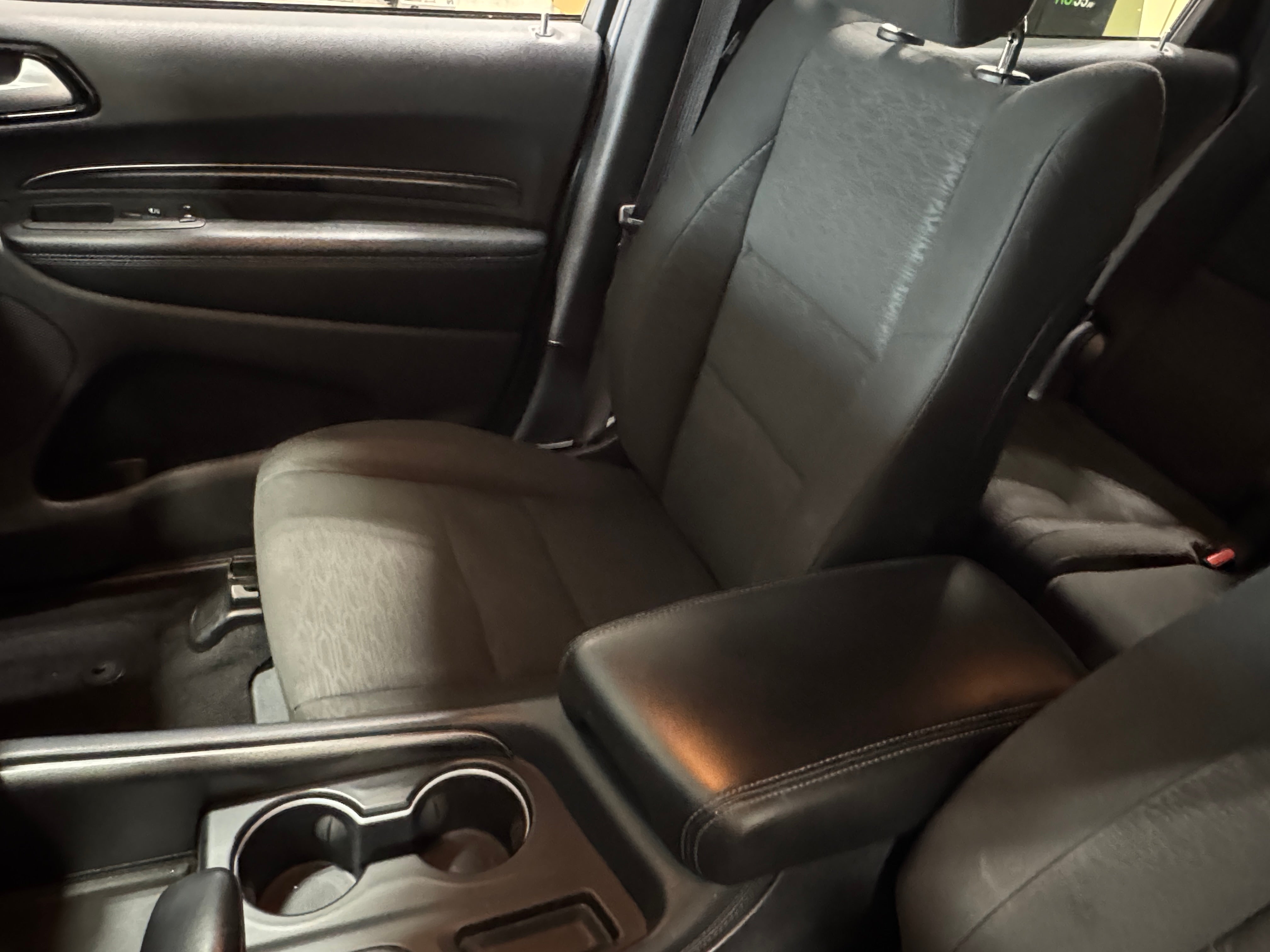 2023 Dodge Durango SXT 2