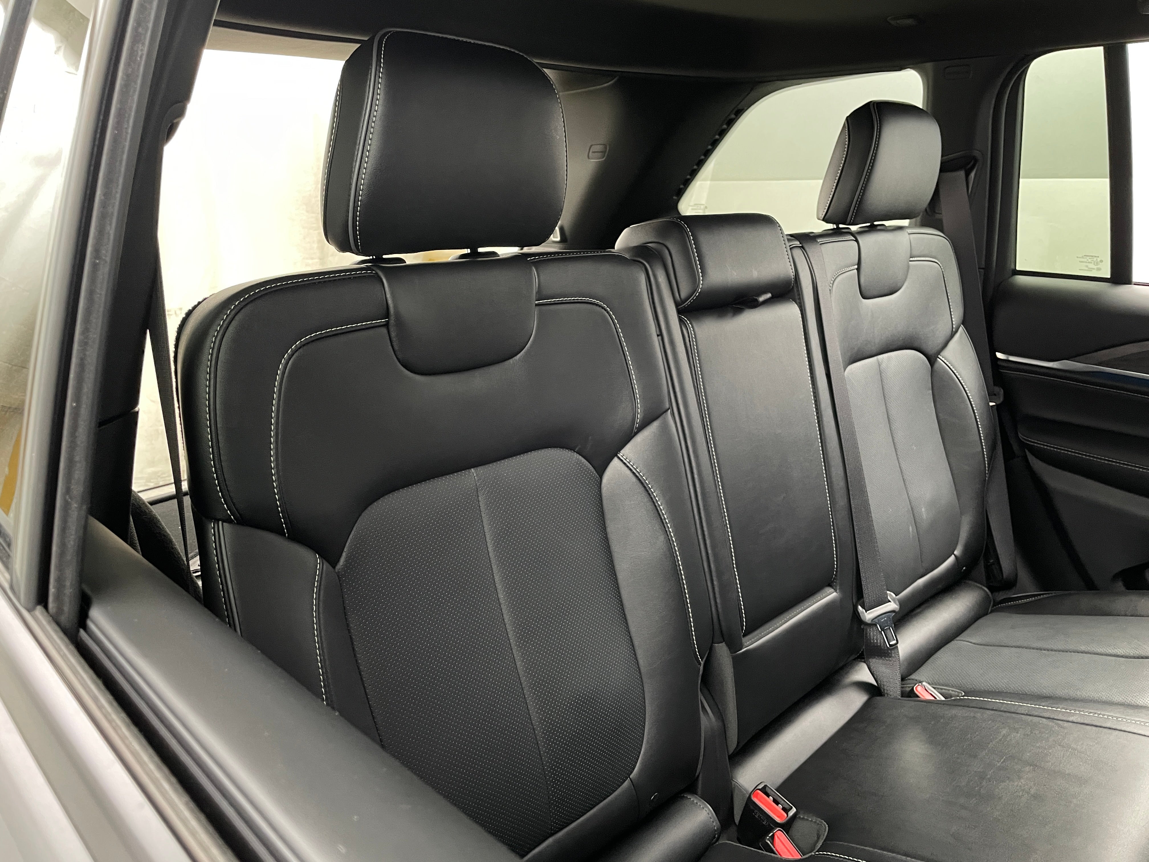 2024 Jeep Grand Cherokee Overland 5