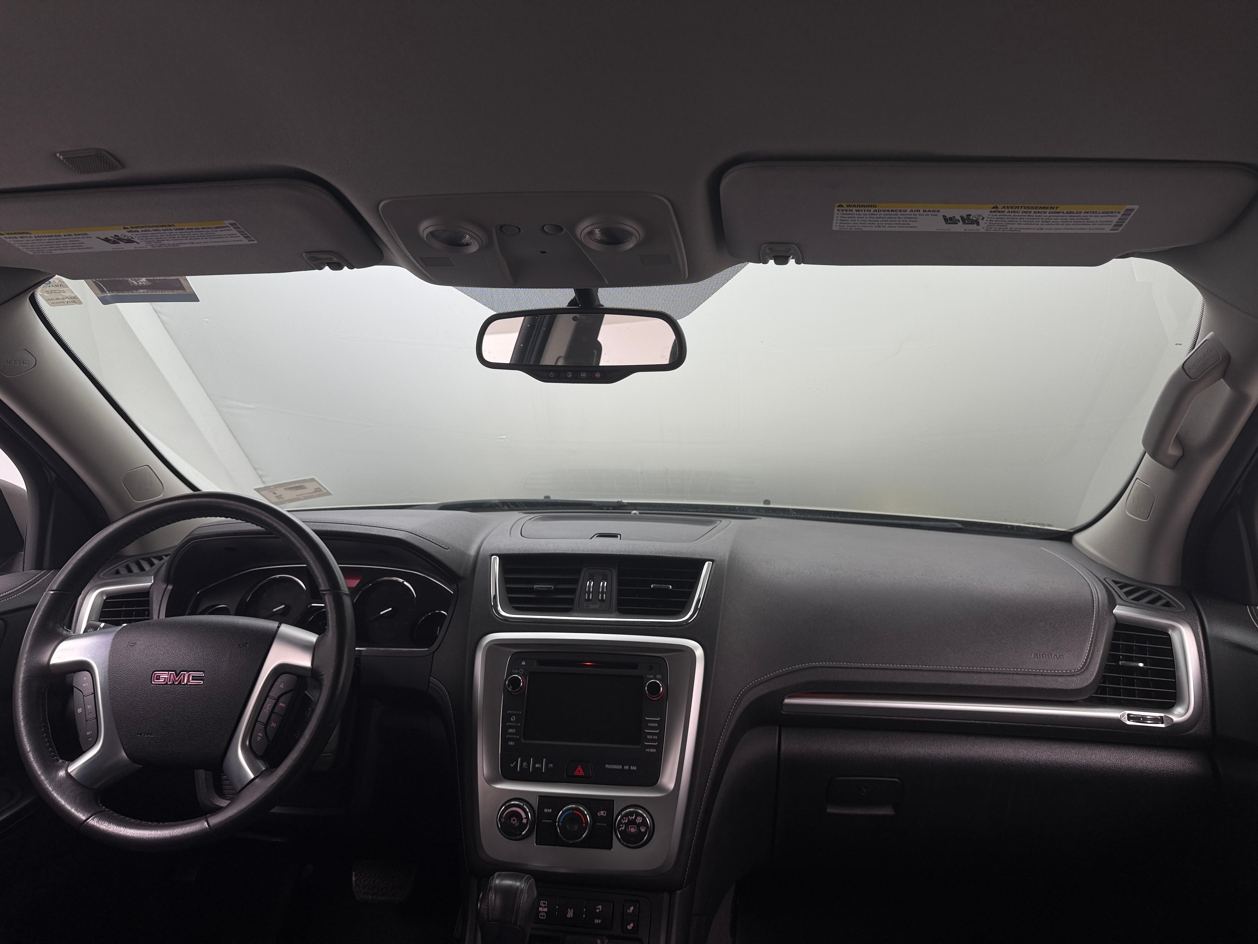 2015 GMC Acadia SLE 3
