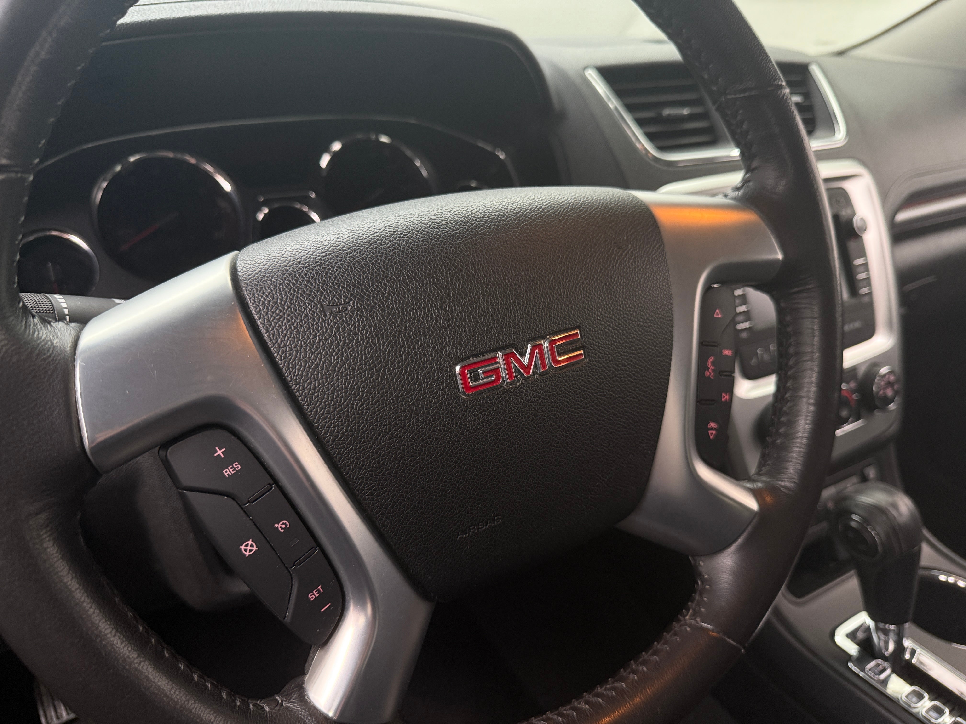 2015 GMC Acadia SLE 5