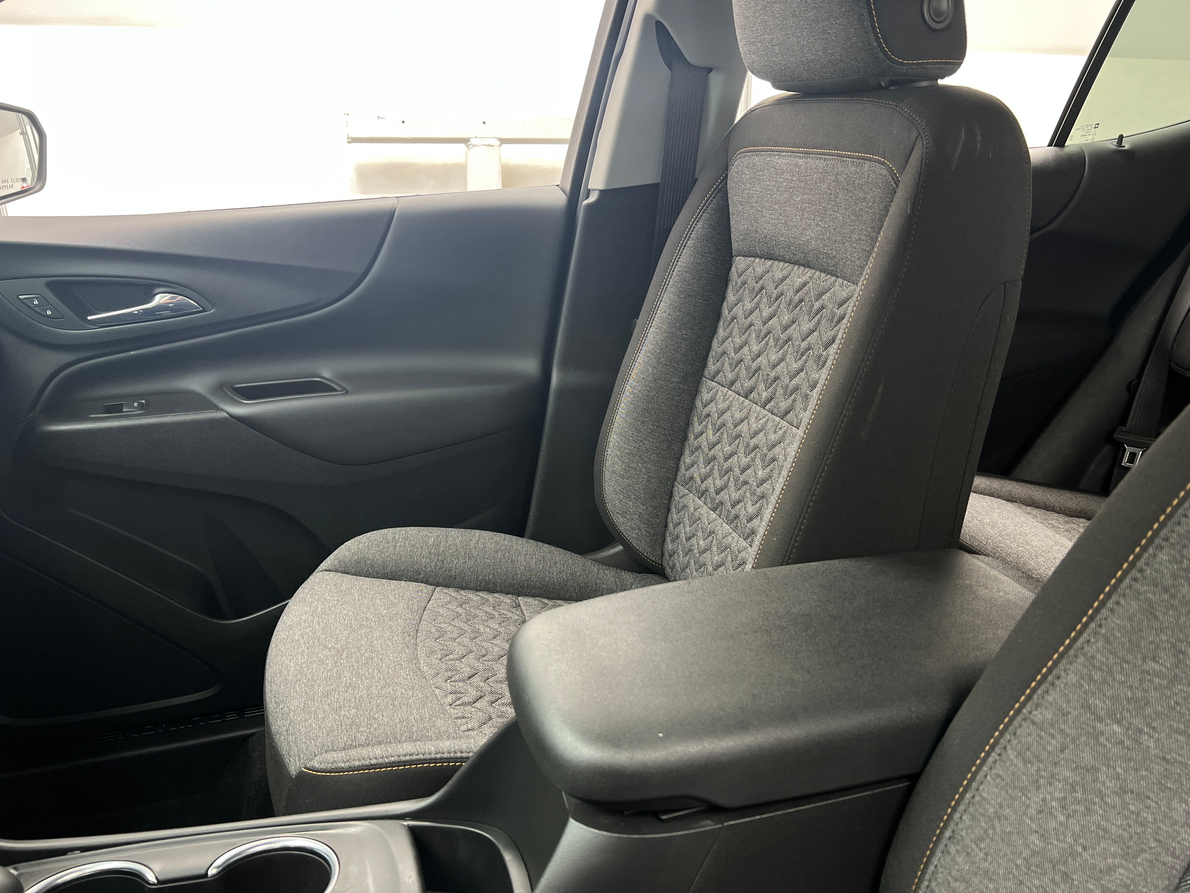 2022 Chevrolet Equinox LT 2