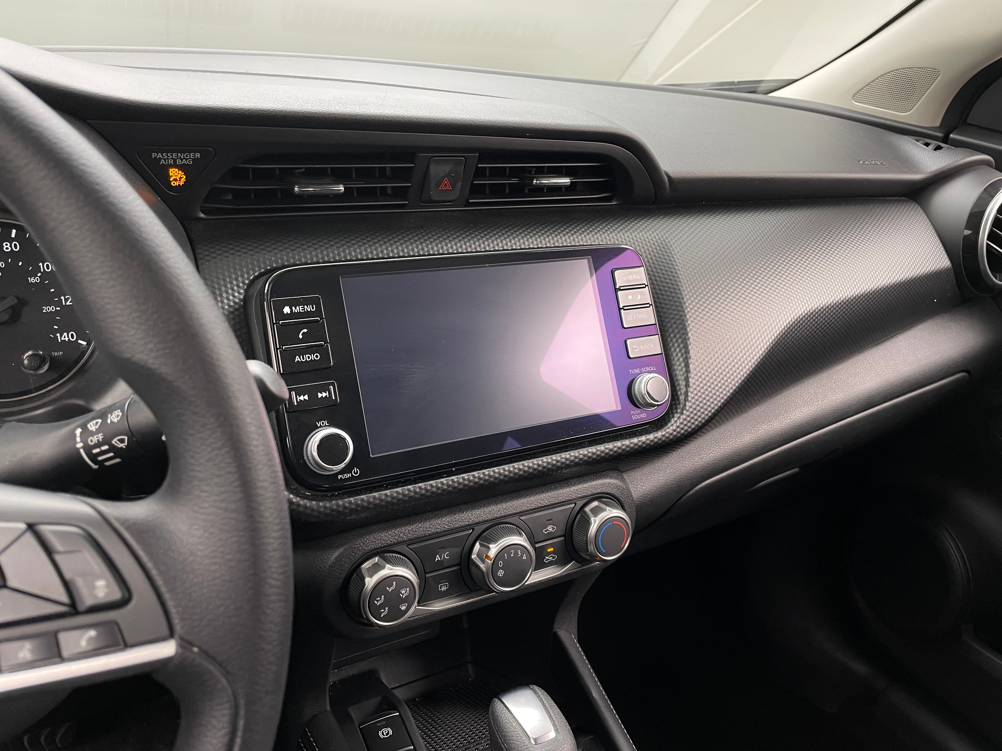2024 Nissan Kicks SV 4