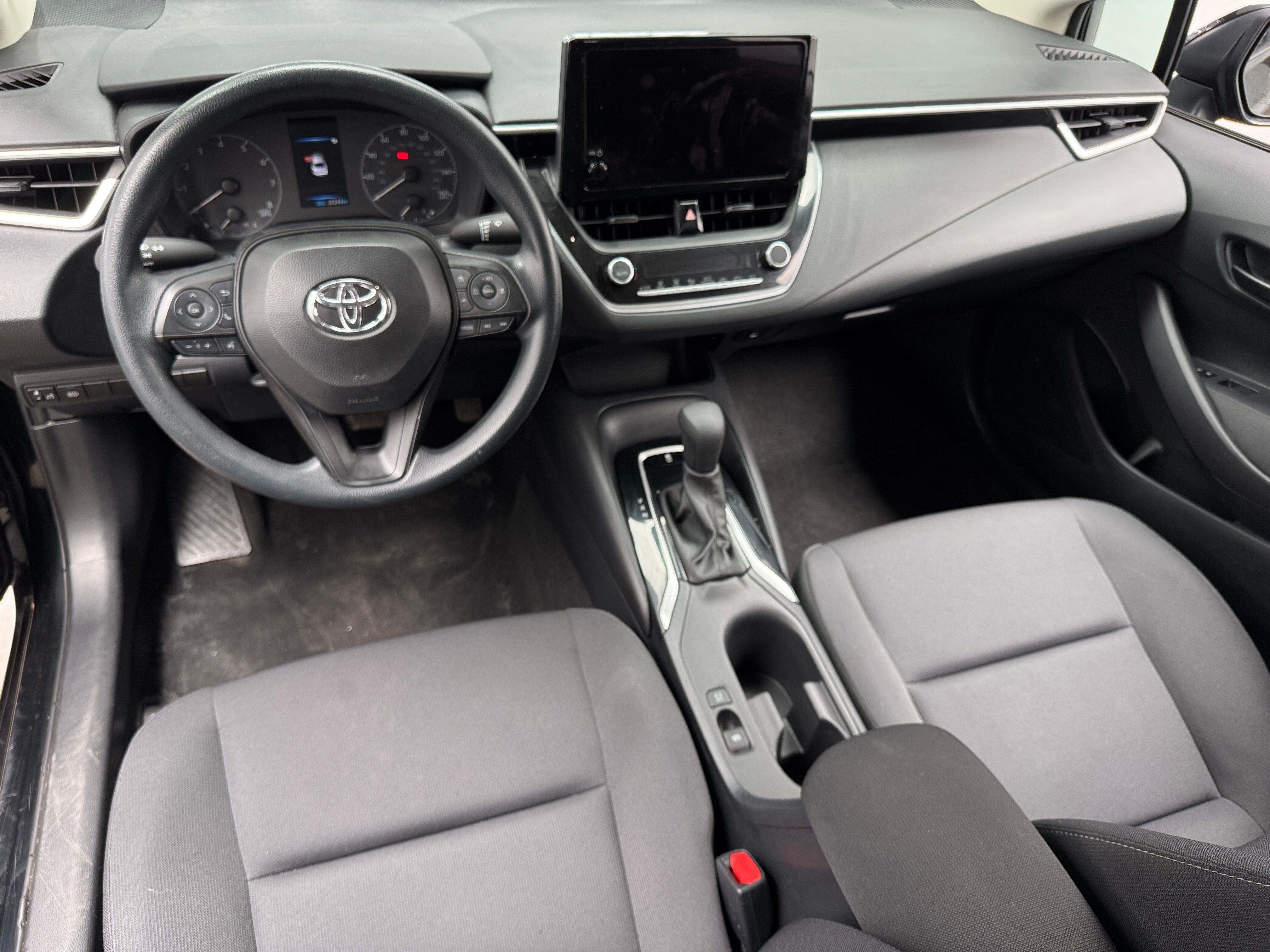 2024 Toyota Corolla LE 3