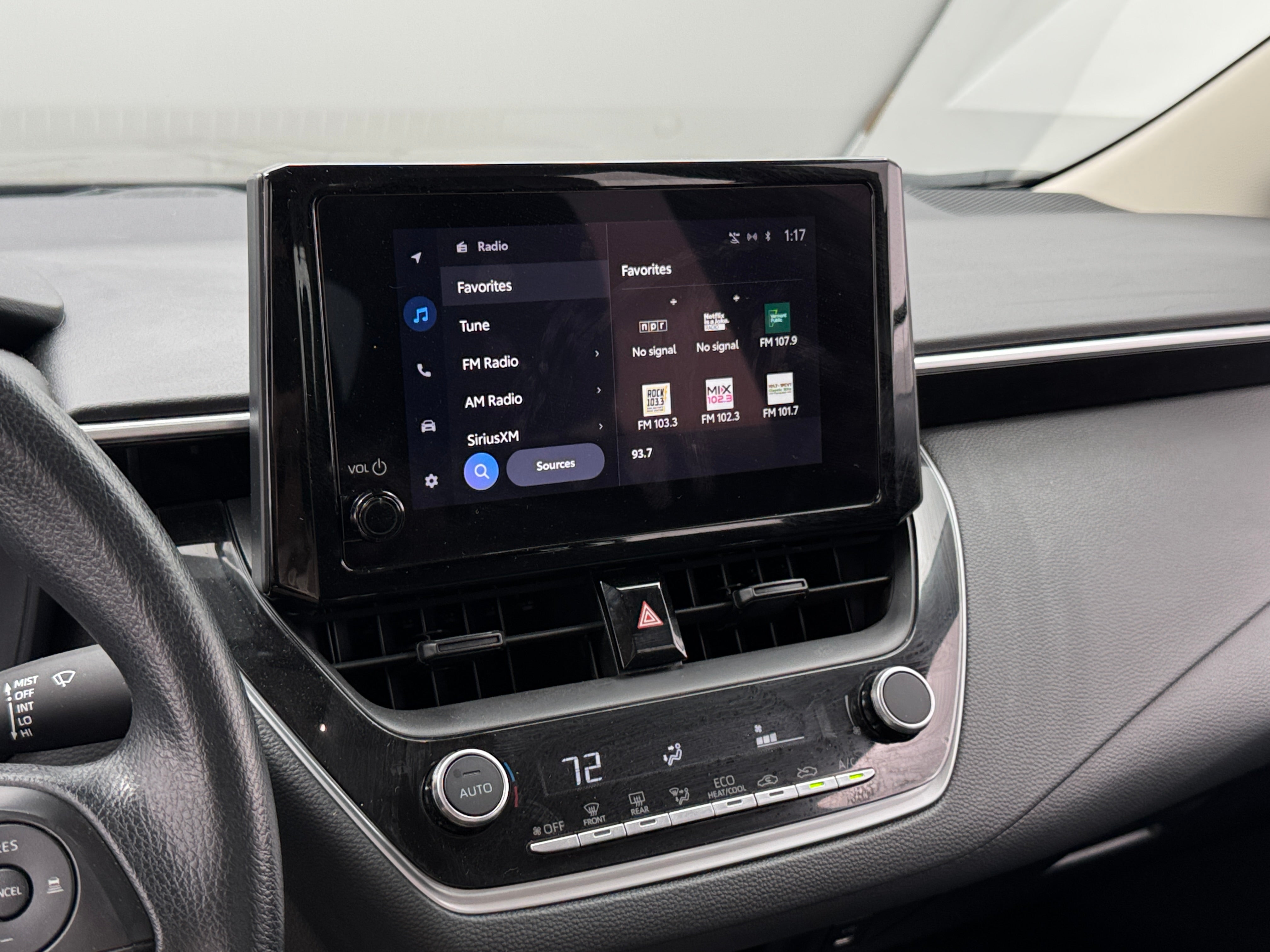 2024 Toyota Corolla LE 4