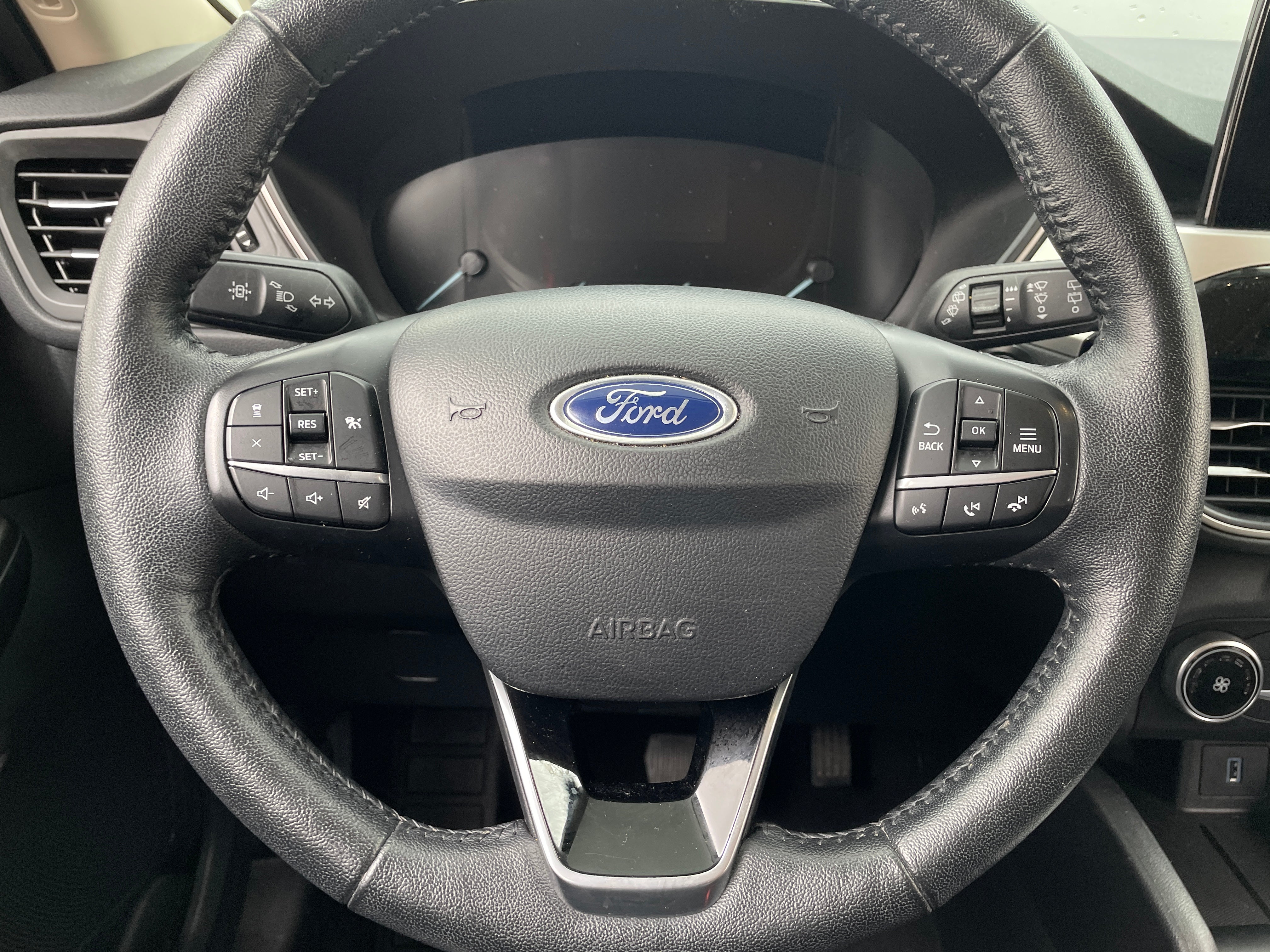 2020 Ford Escape SEL 4