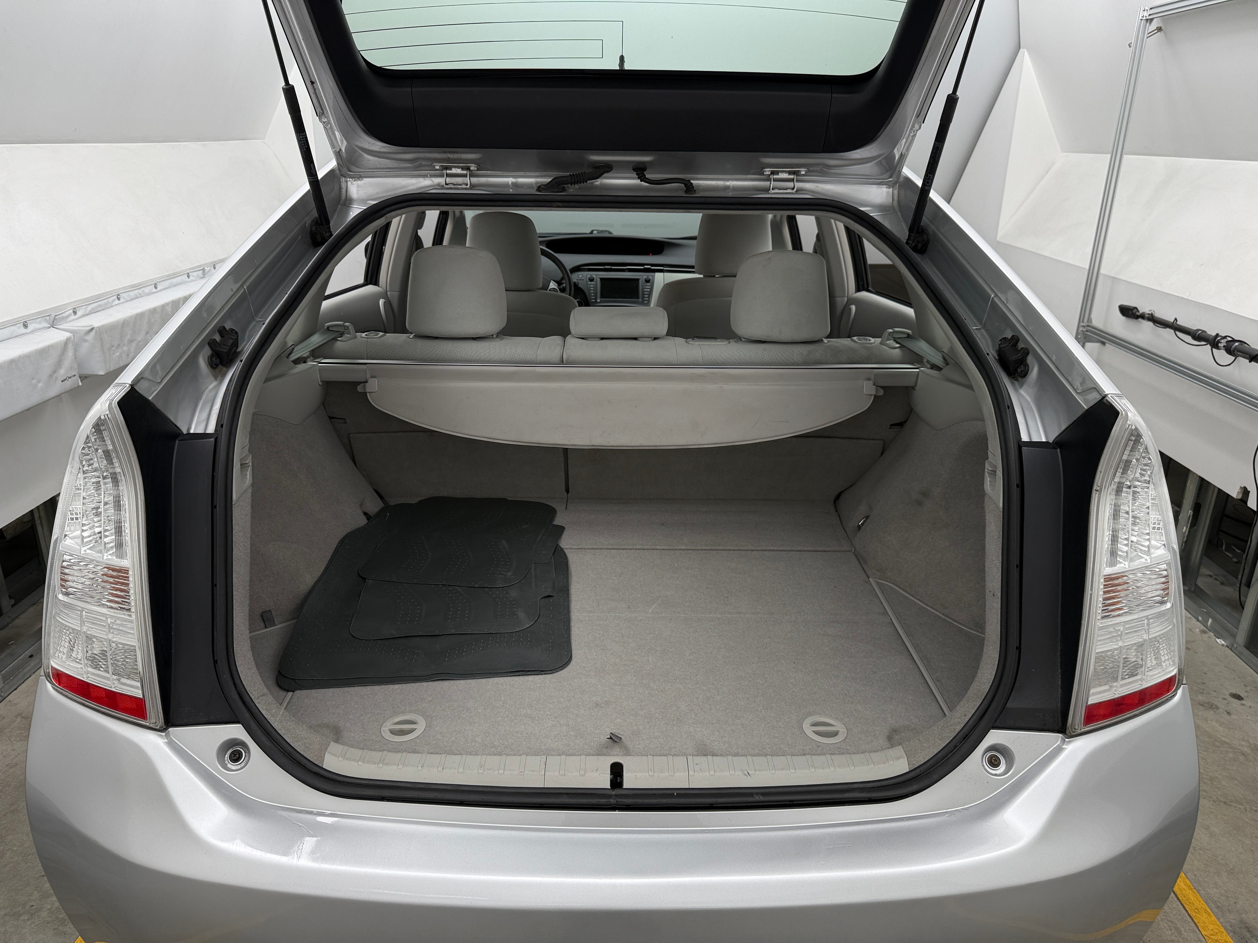 2011 Toyota Prius Three 7