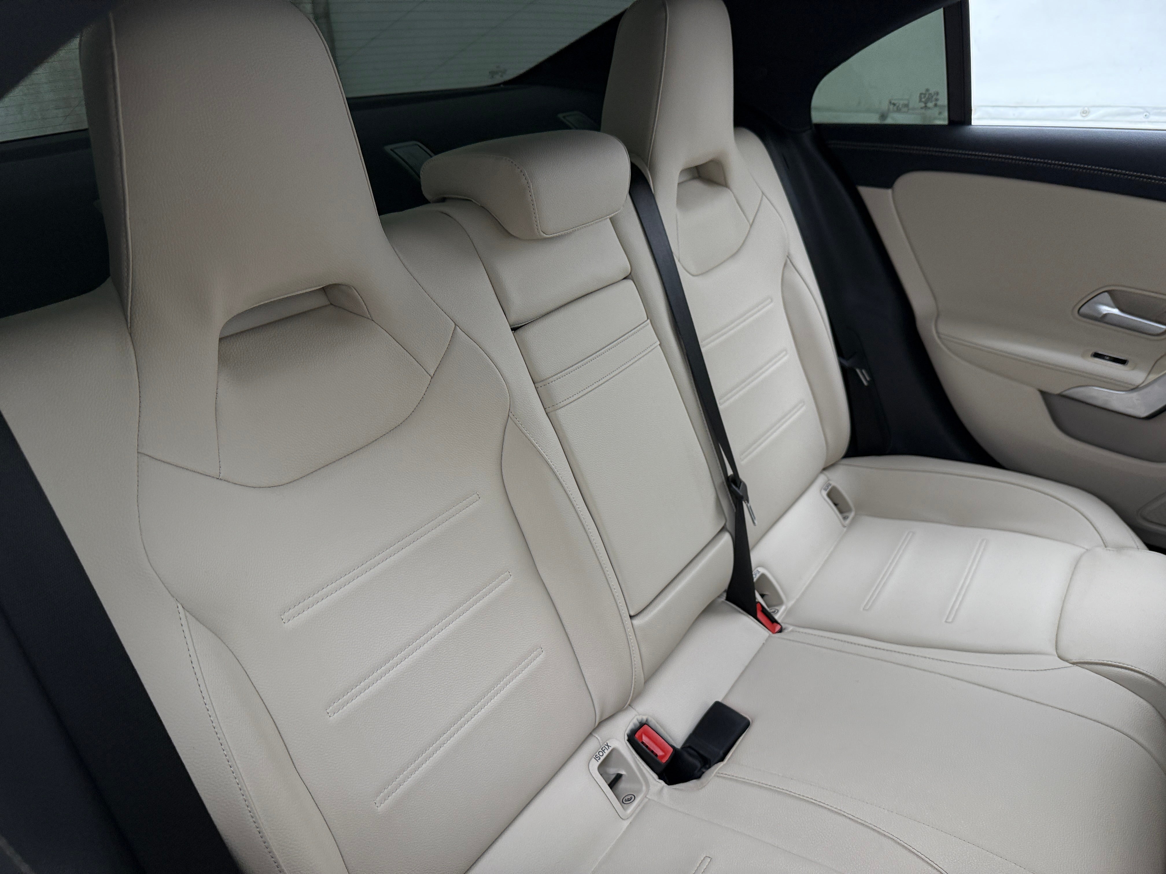 2020 Mercedes-Benz CLA 250 5