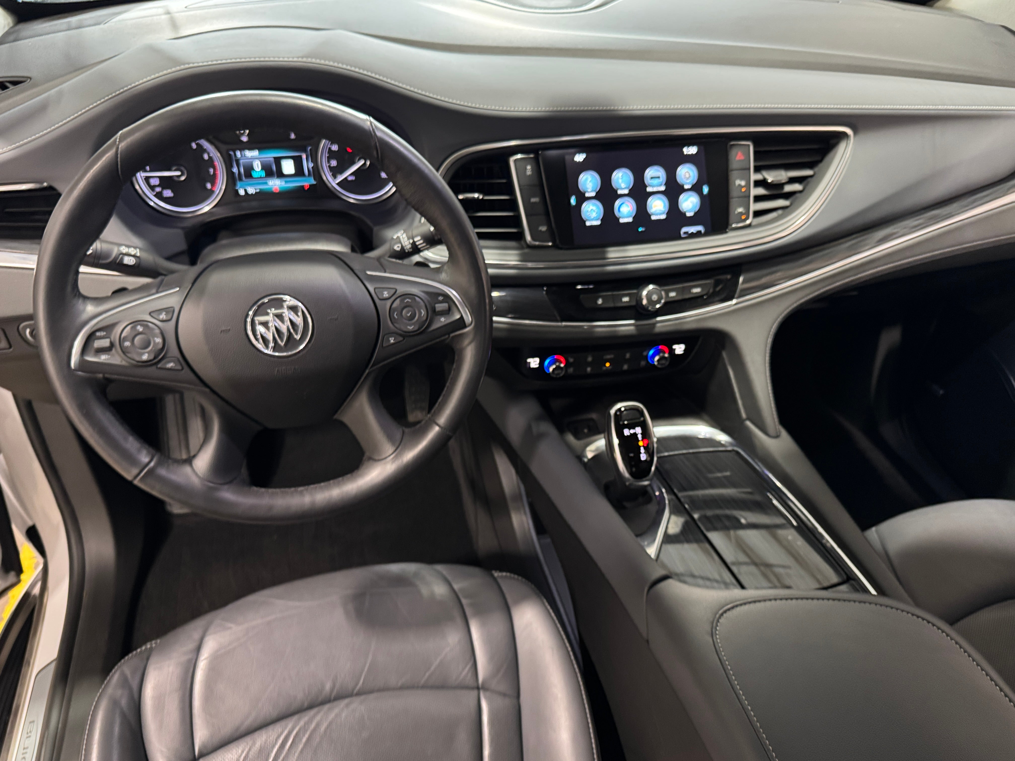 2018 Buick Enclave Premium 2