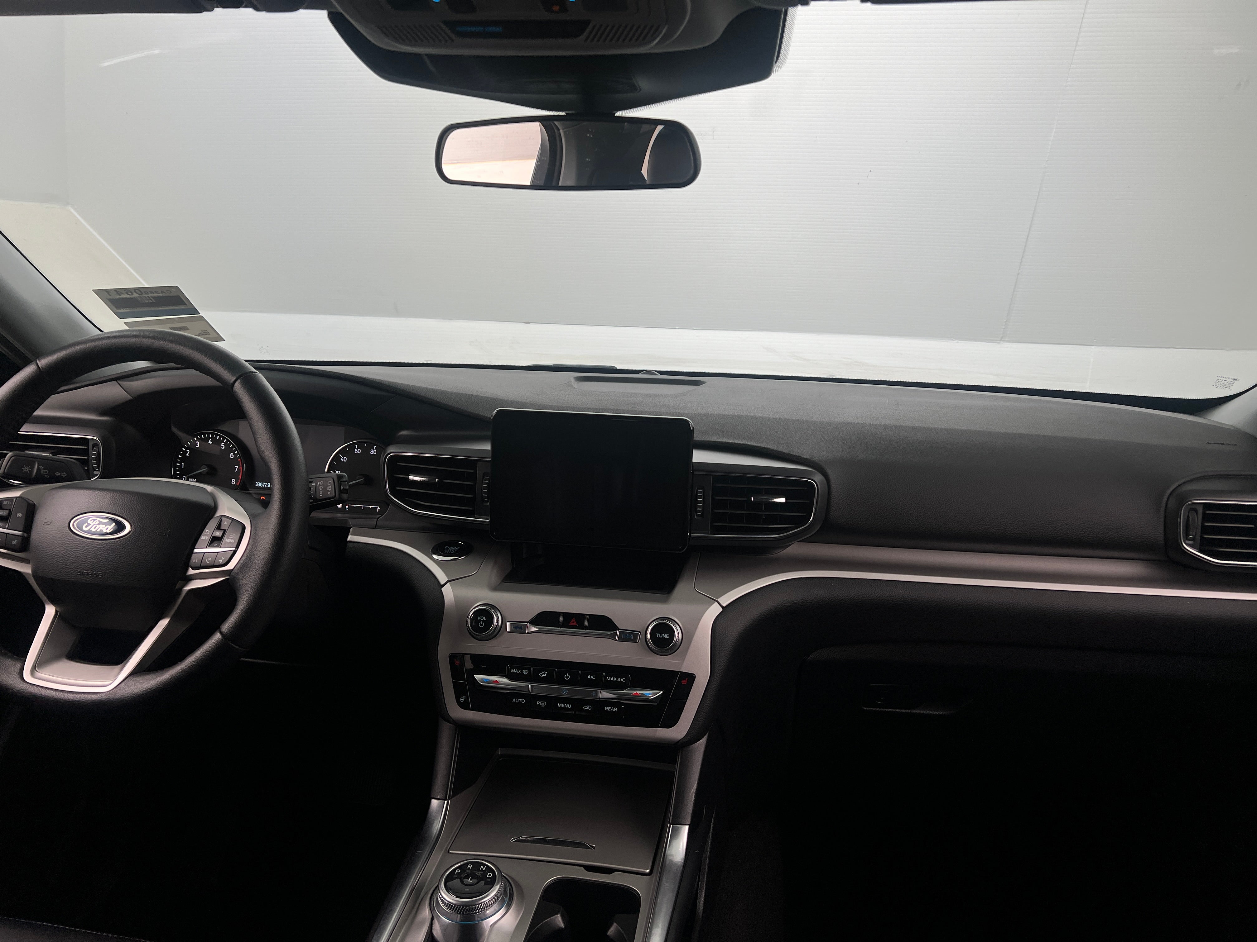 2024 Ford Explorer XLT 3