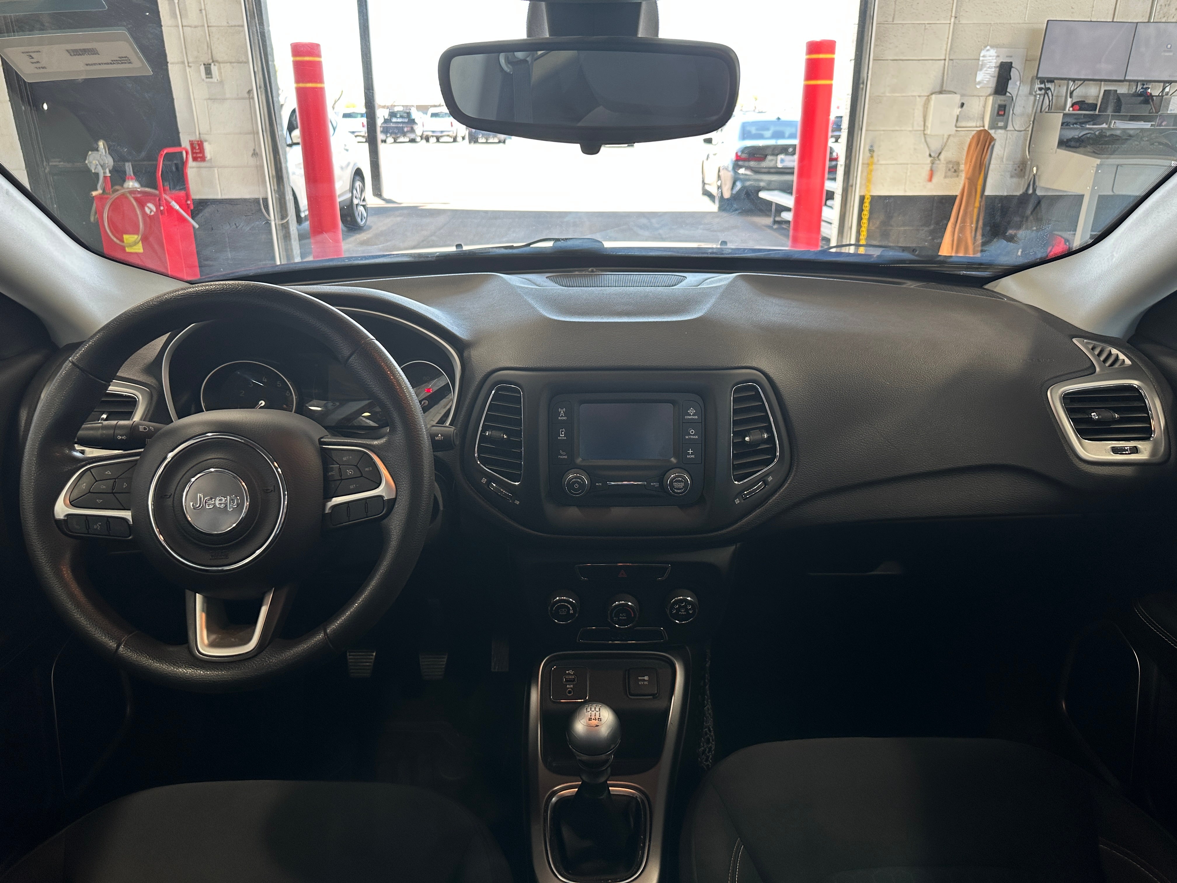 2017 Jeep Compass Sport 3