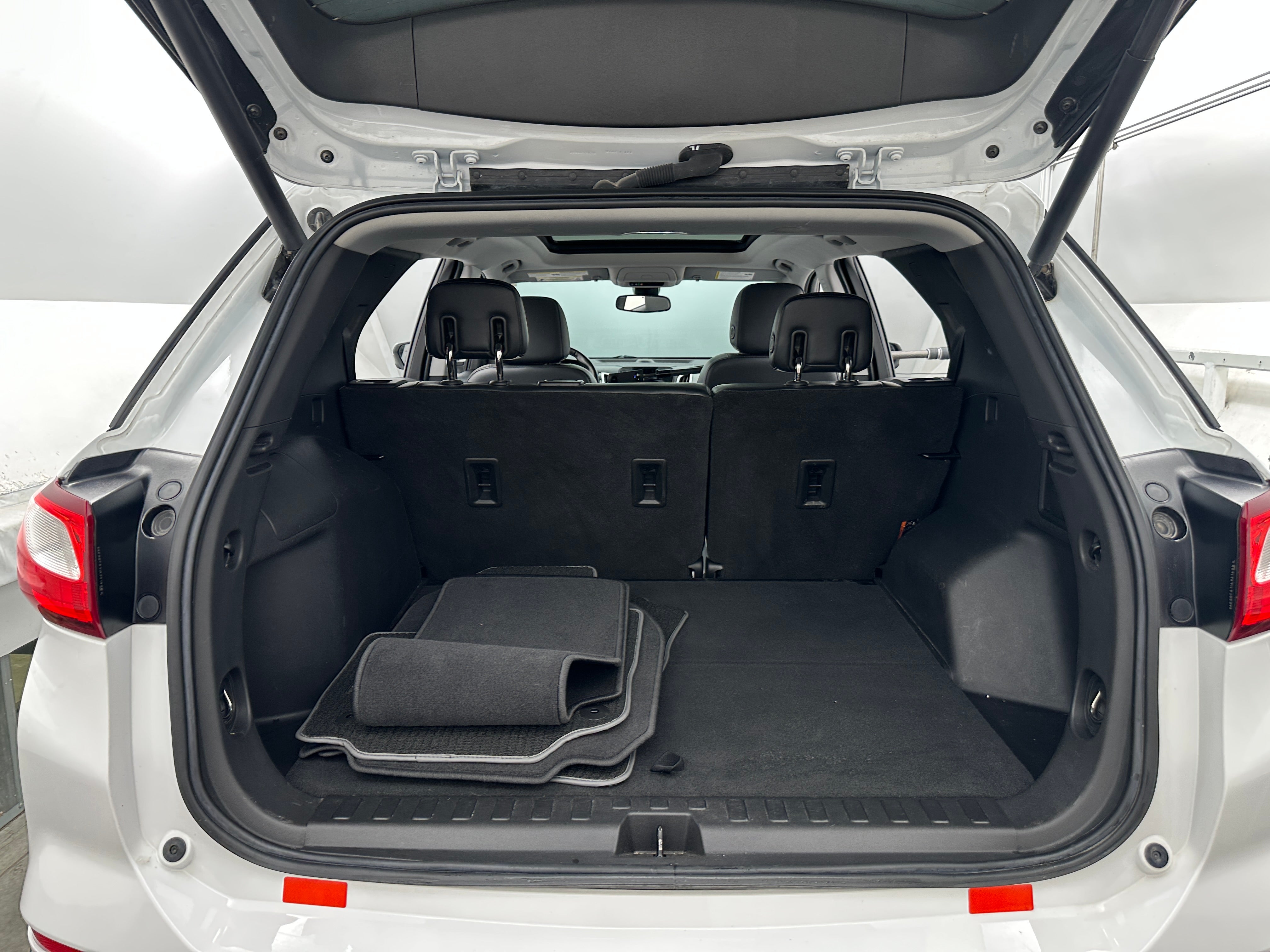 2020 Chevrolet Equinox Premier 6