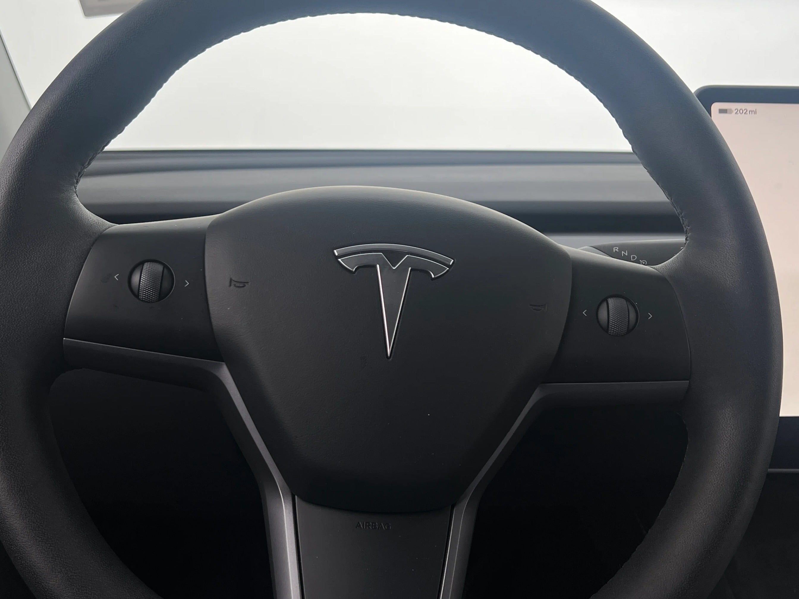 2023 Tesla Model Y Long Range 4