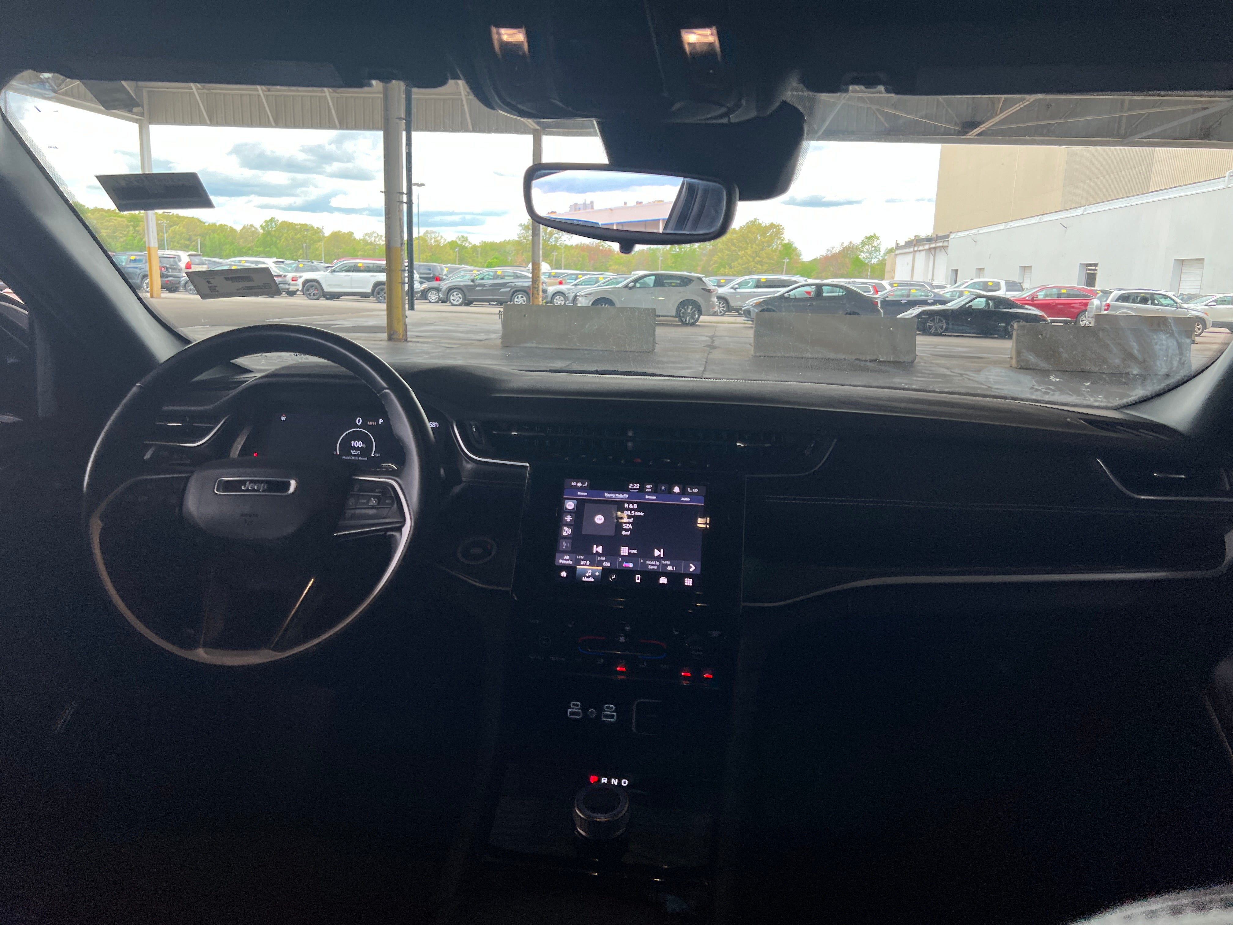 2022 Jeep Grand Cherokee L Altitude 3
