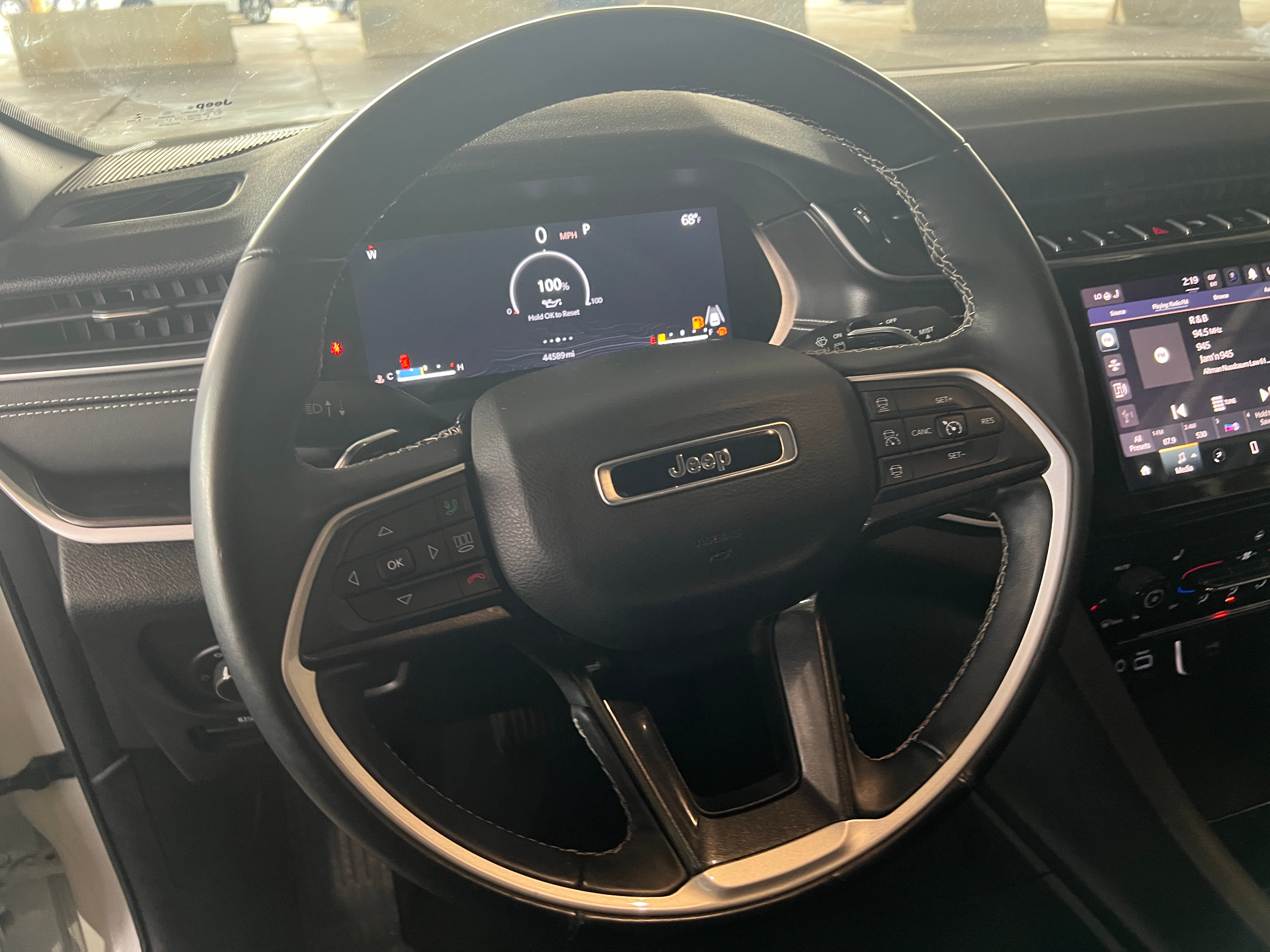 2022 Jeep Grand Cherokee L Altitude 5