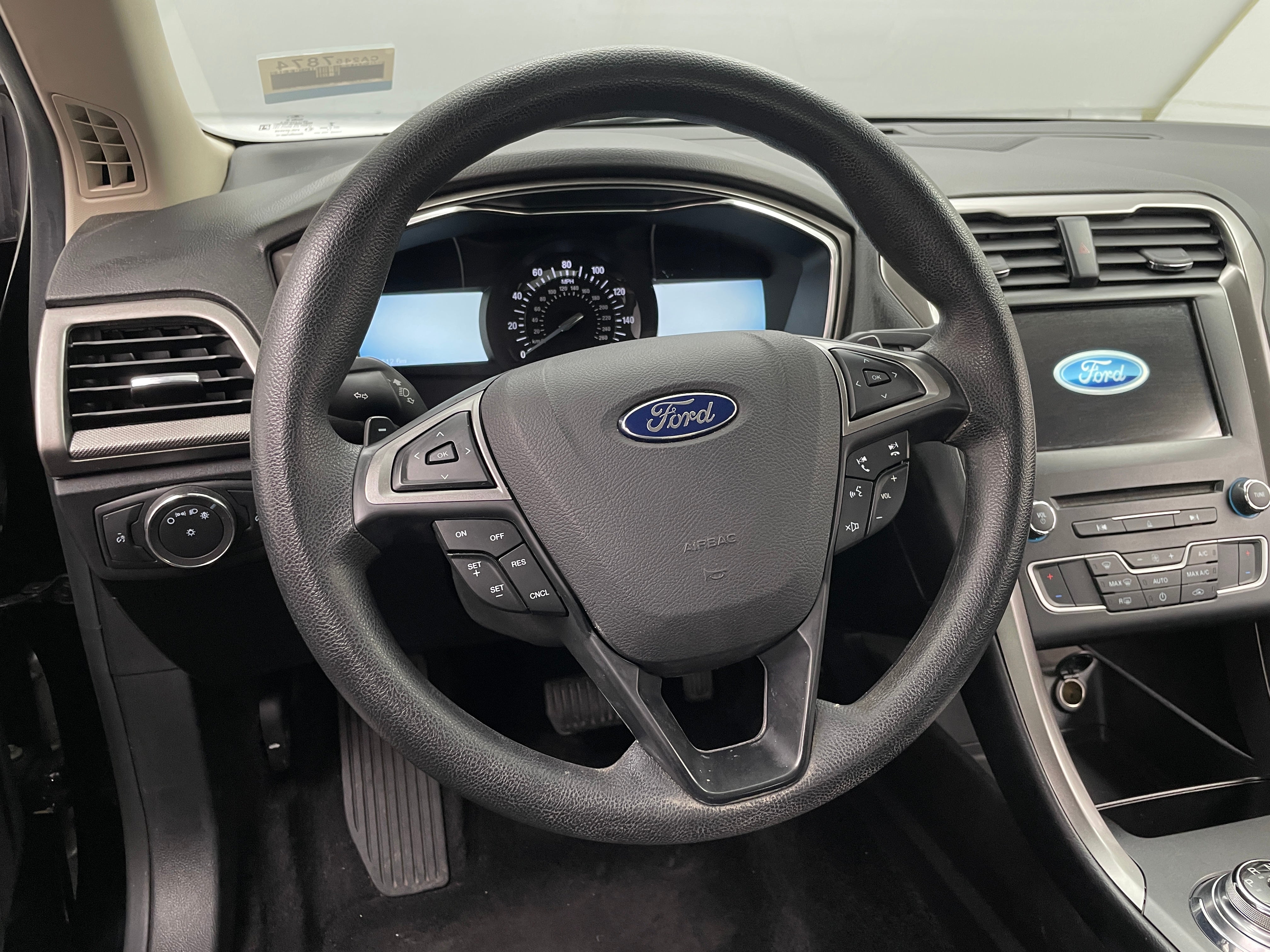 2017 Ford Fusion SE 5