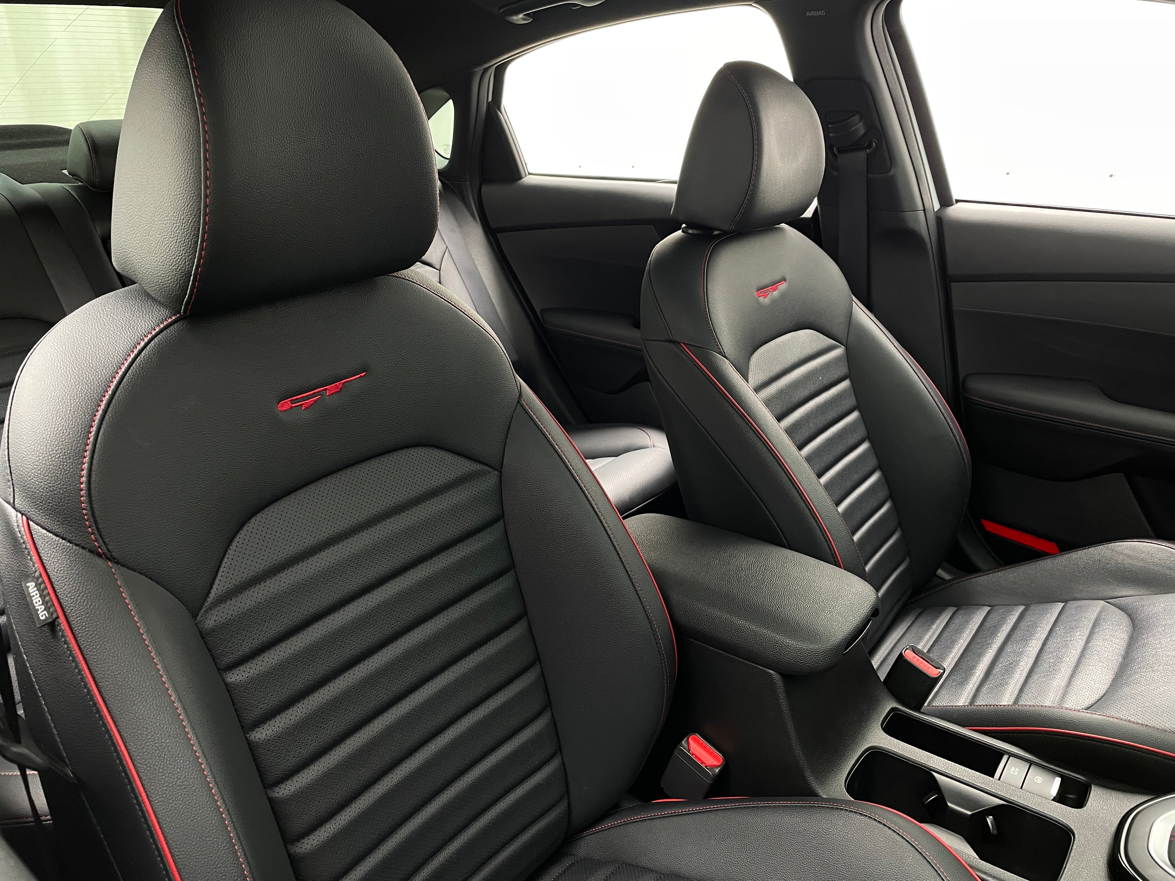 2023 Kia Forte GT 2