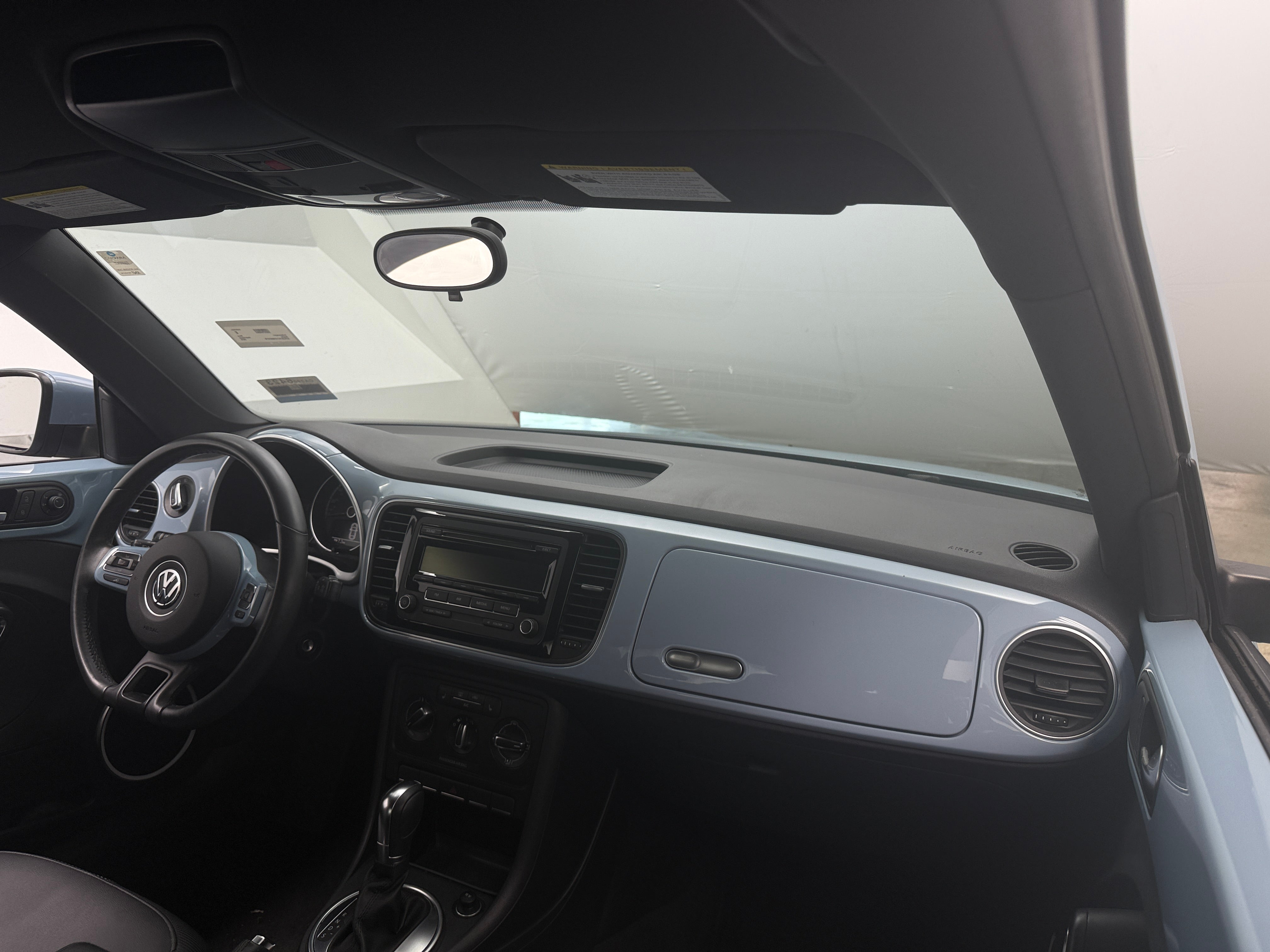 2015 Volkswagen Beetle  2
