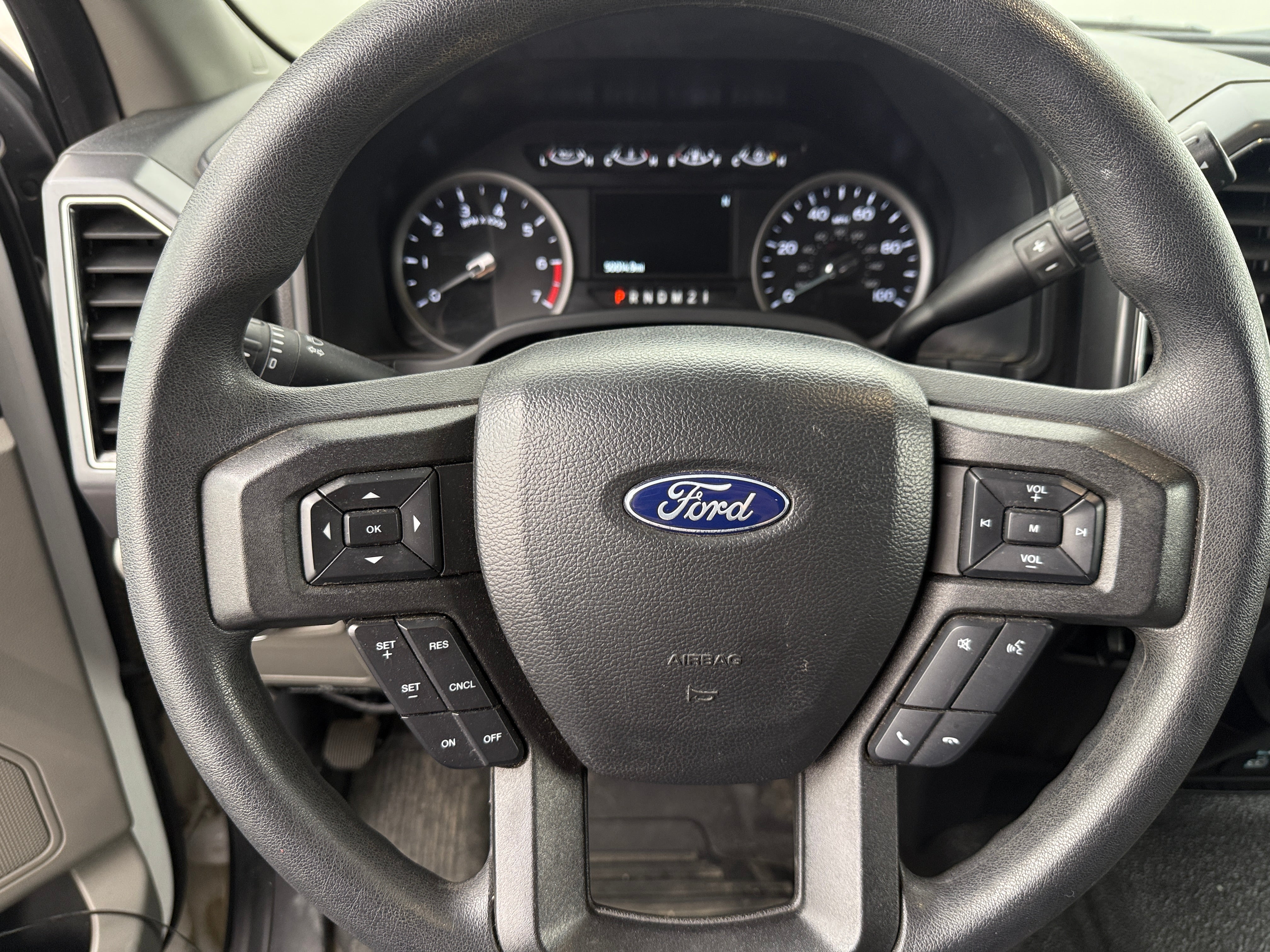 2022 Ford Econoline E-250 5
