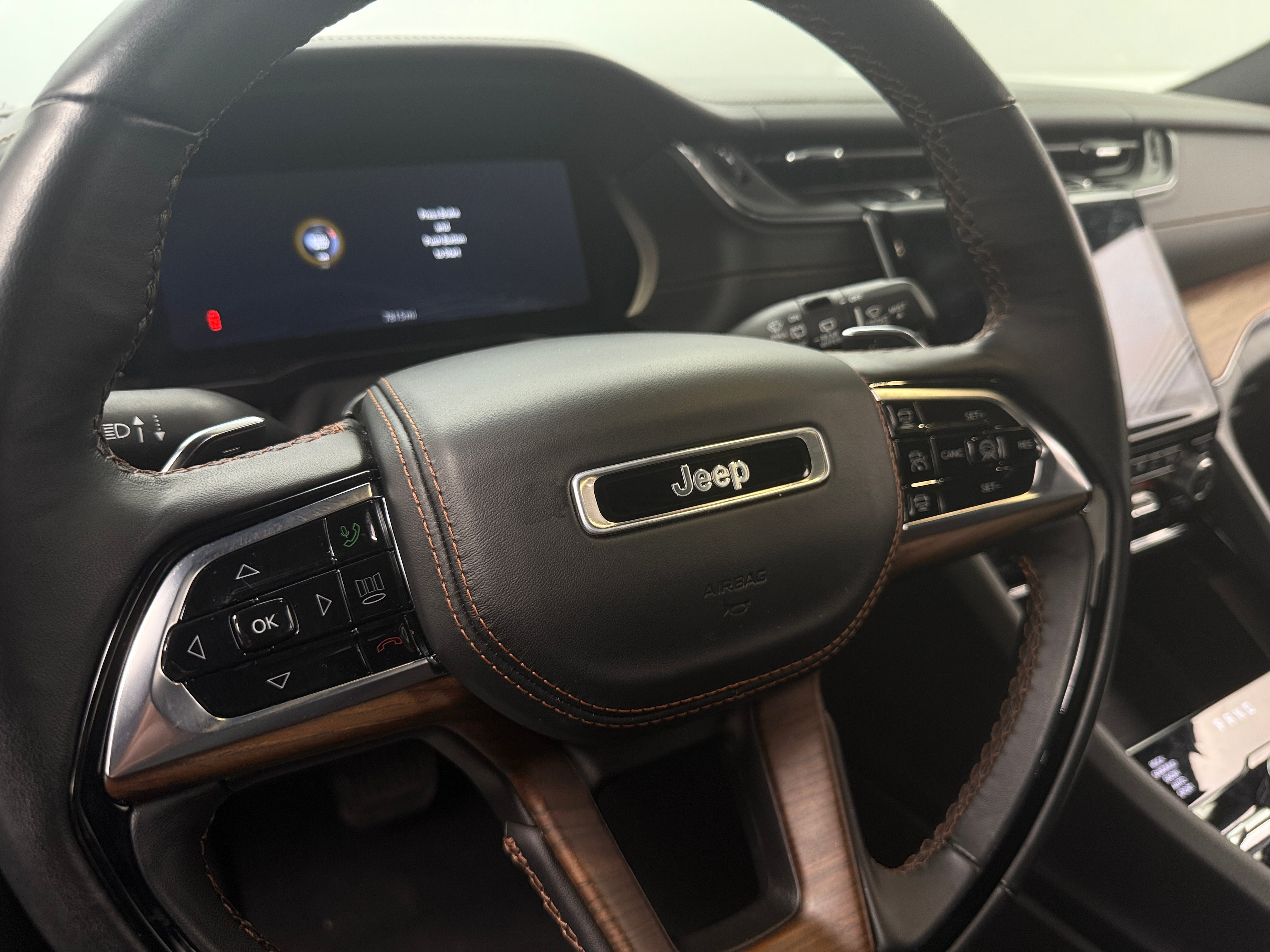2024 Jeep Grand Cherokee Summit 4