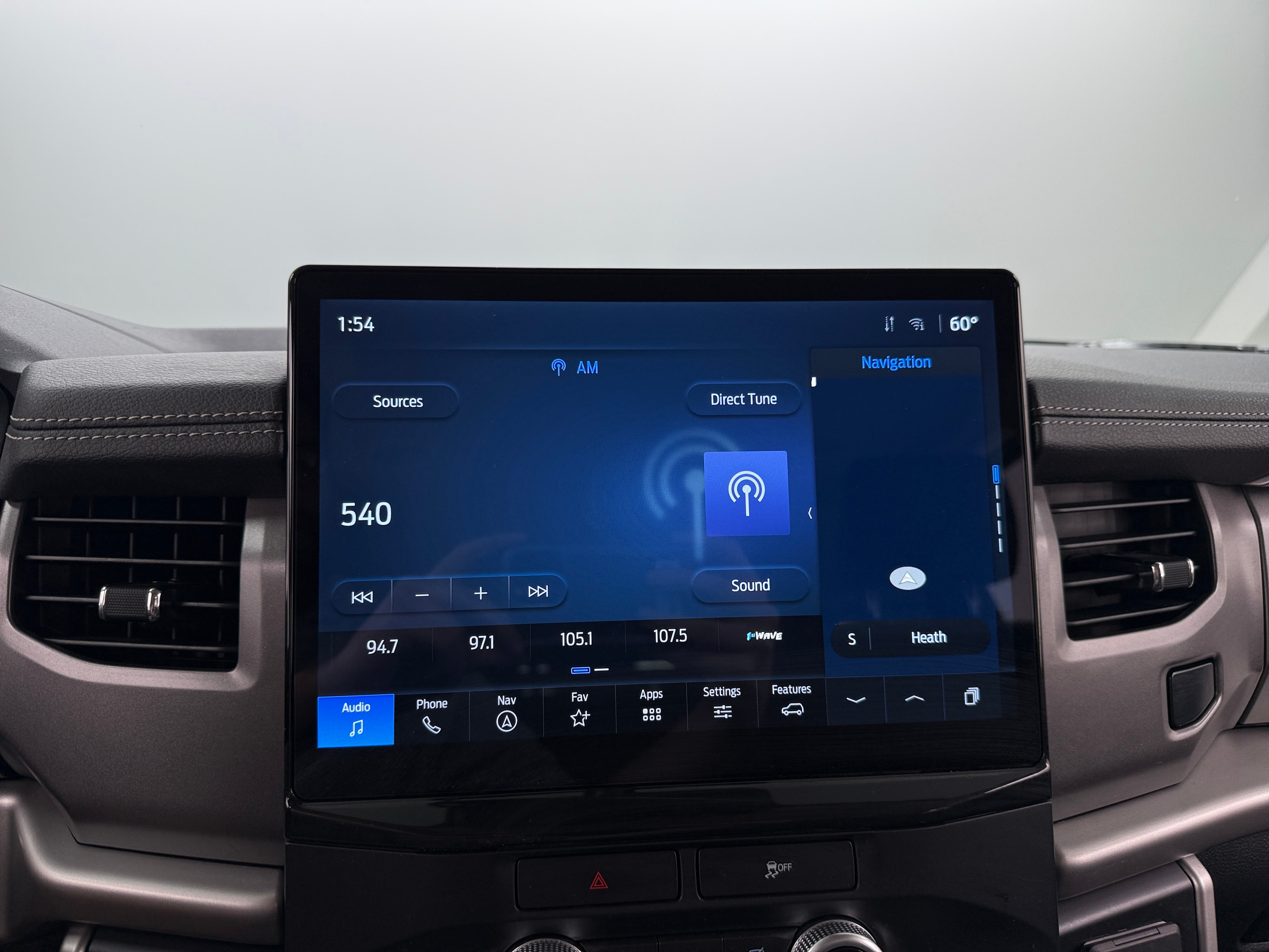 2022 Ford Expedition XLT 4