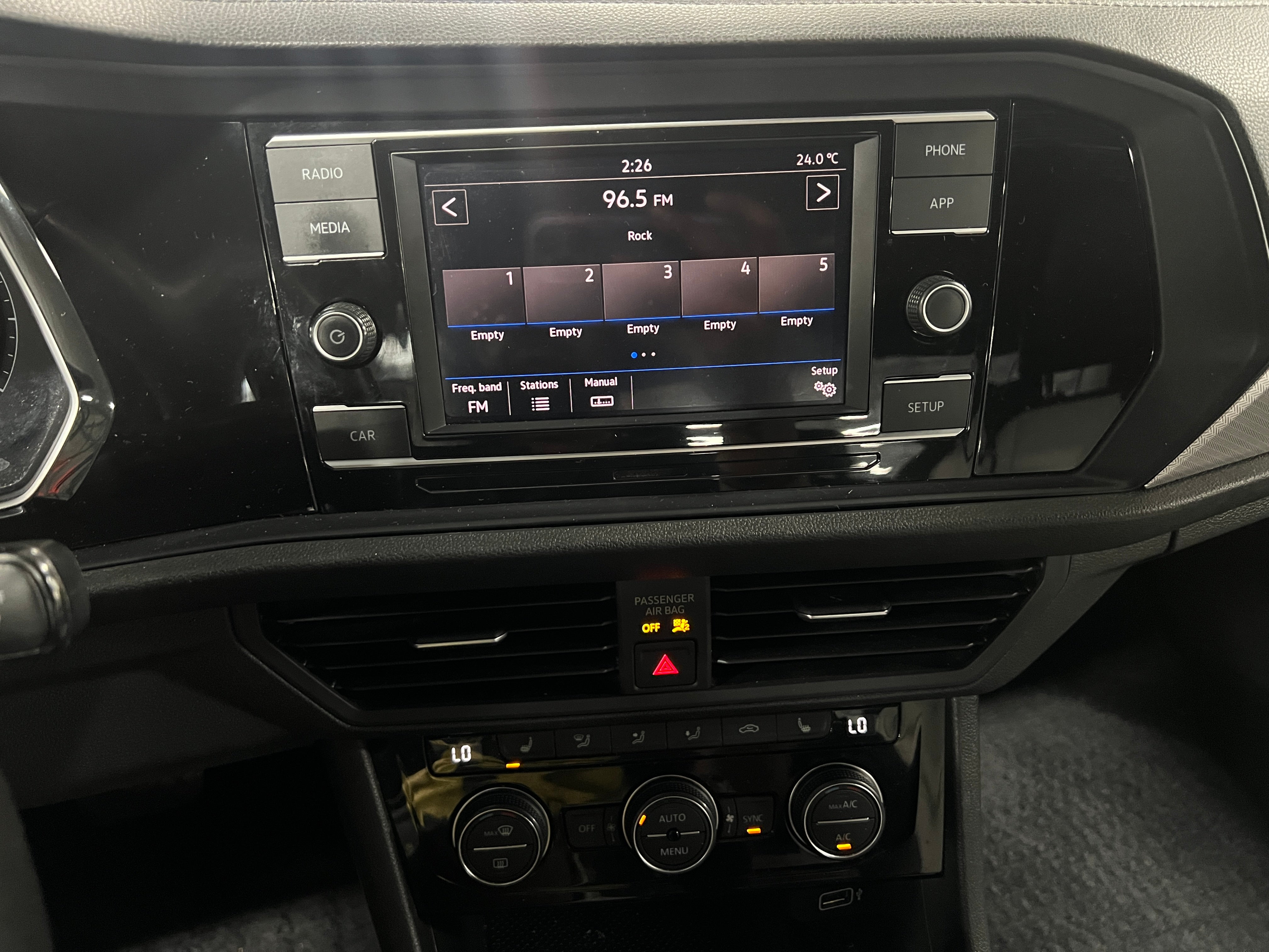 2019 Volkswagen Jetta R-Line 4