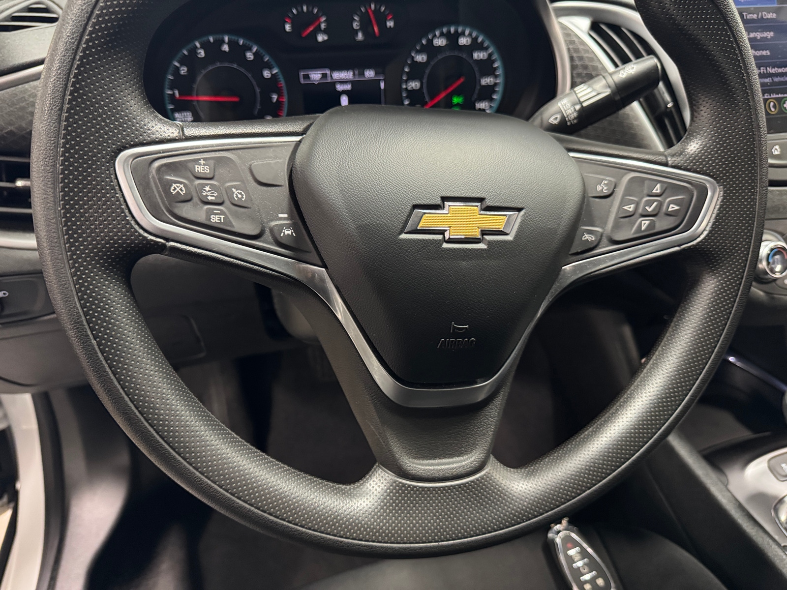 Thumbnail: 2023 Chevrolet Malibu - 5