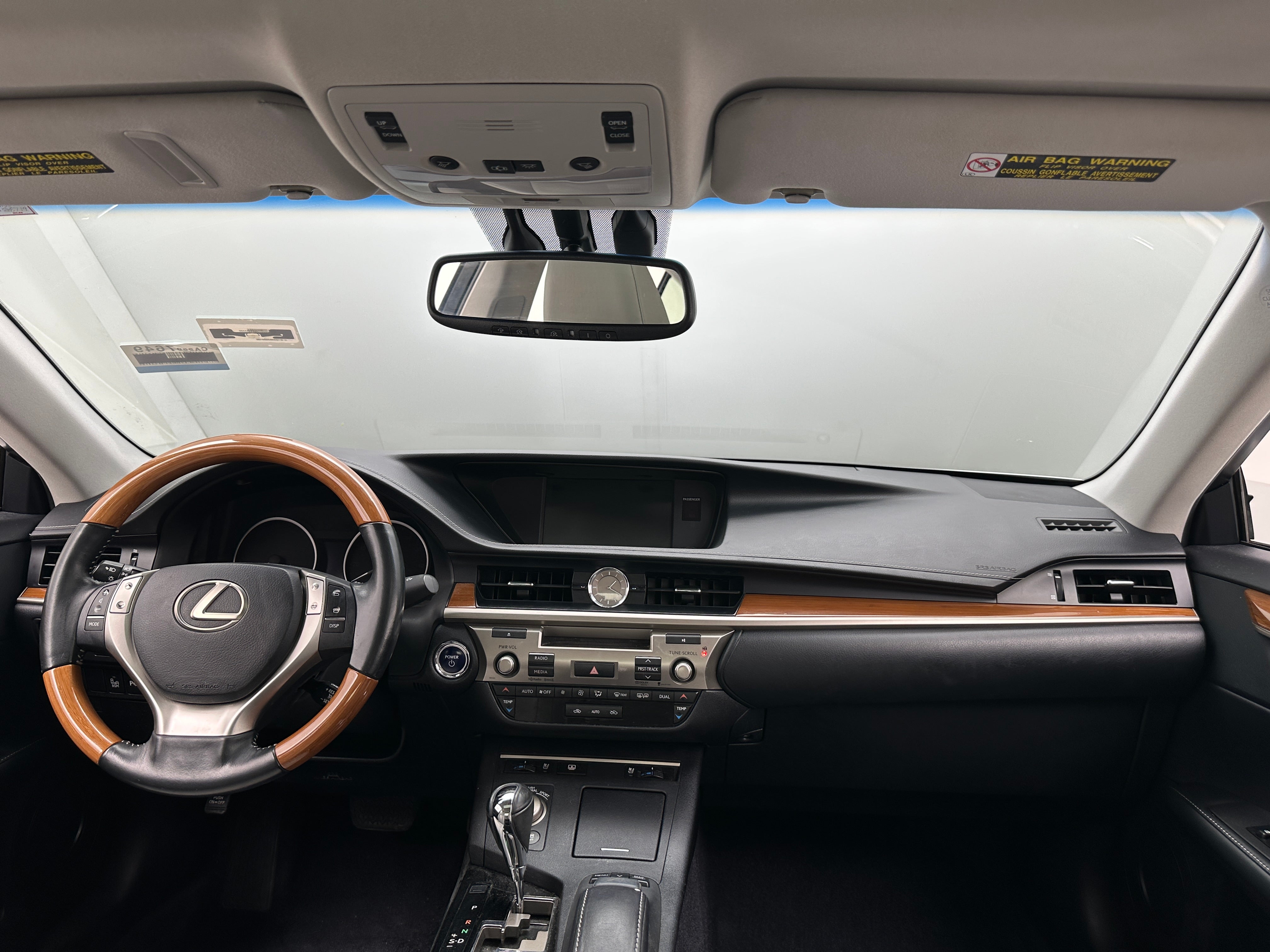 2014 Lexus ES Hybrid 300h 2