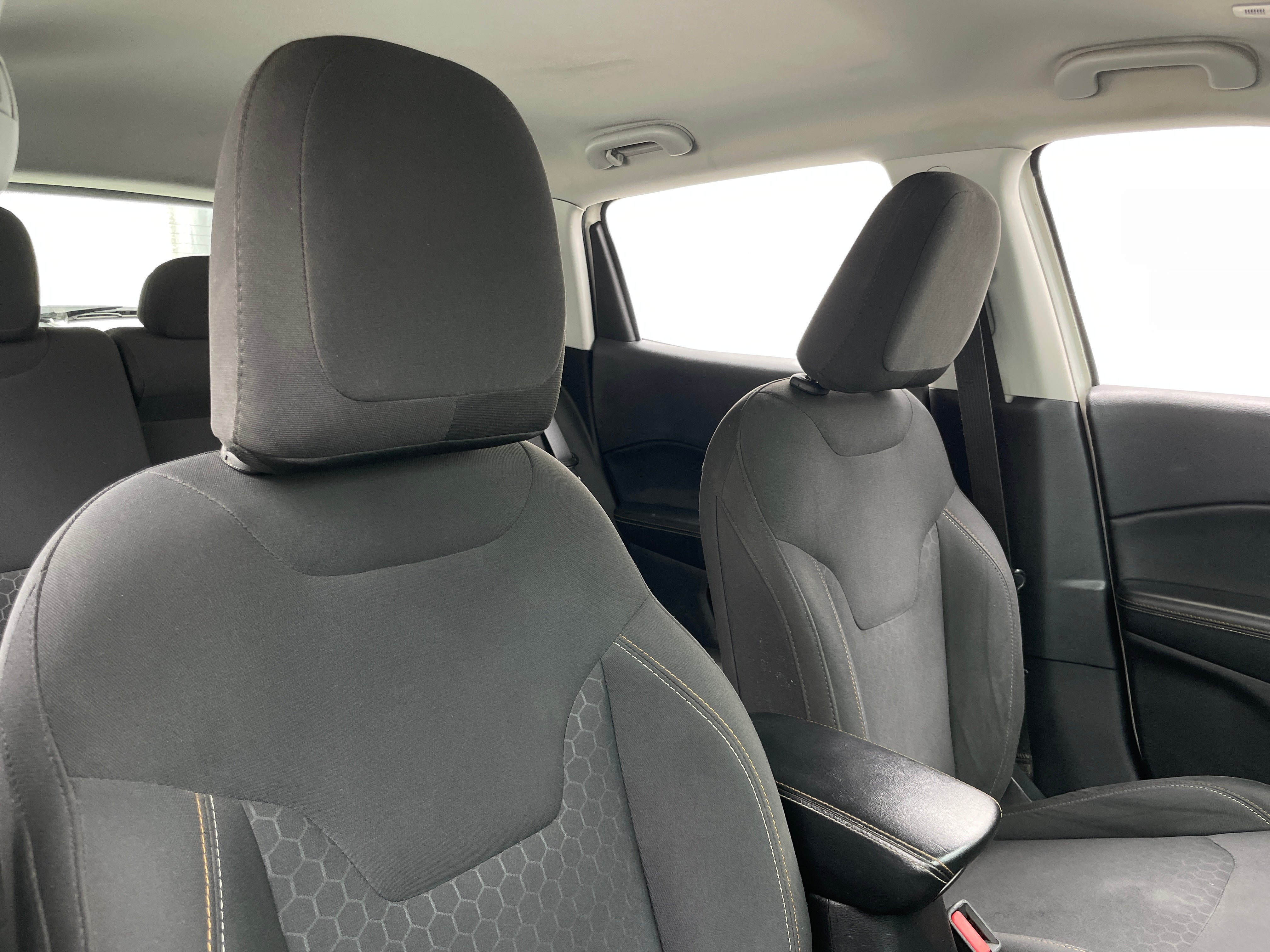 2018 Jeep Compass Sport 2
