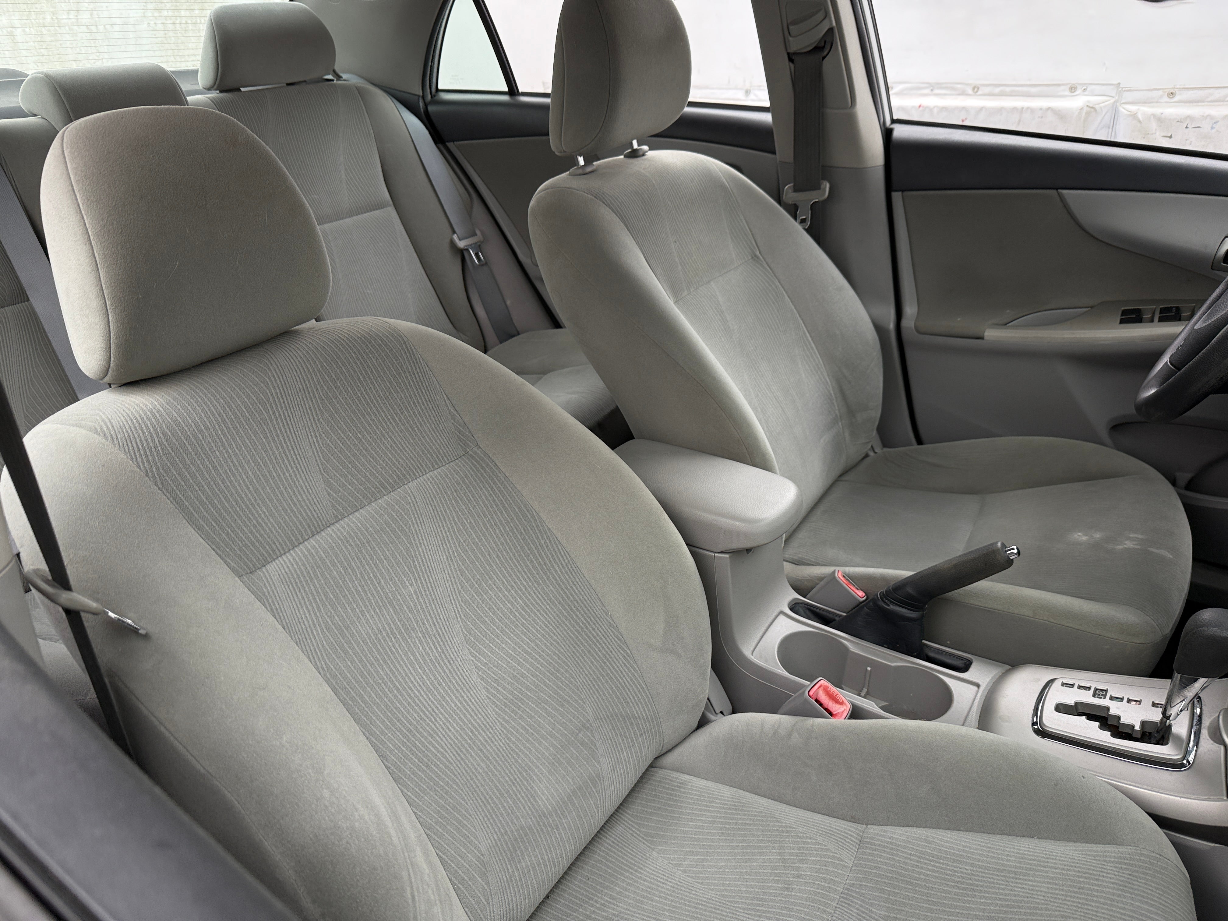 2012 Toyota Corolla LE 2