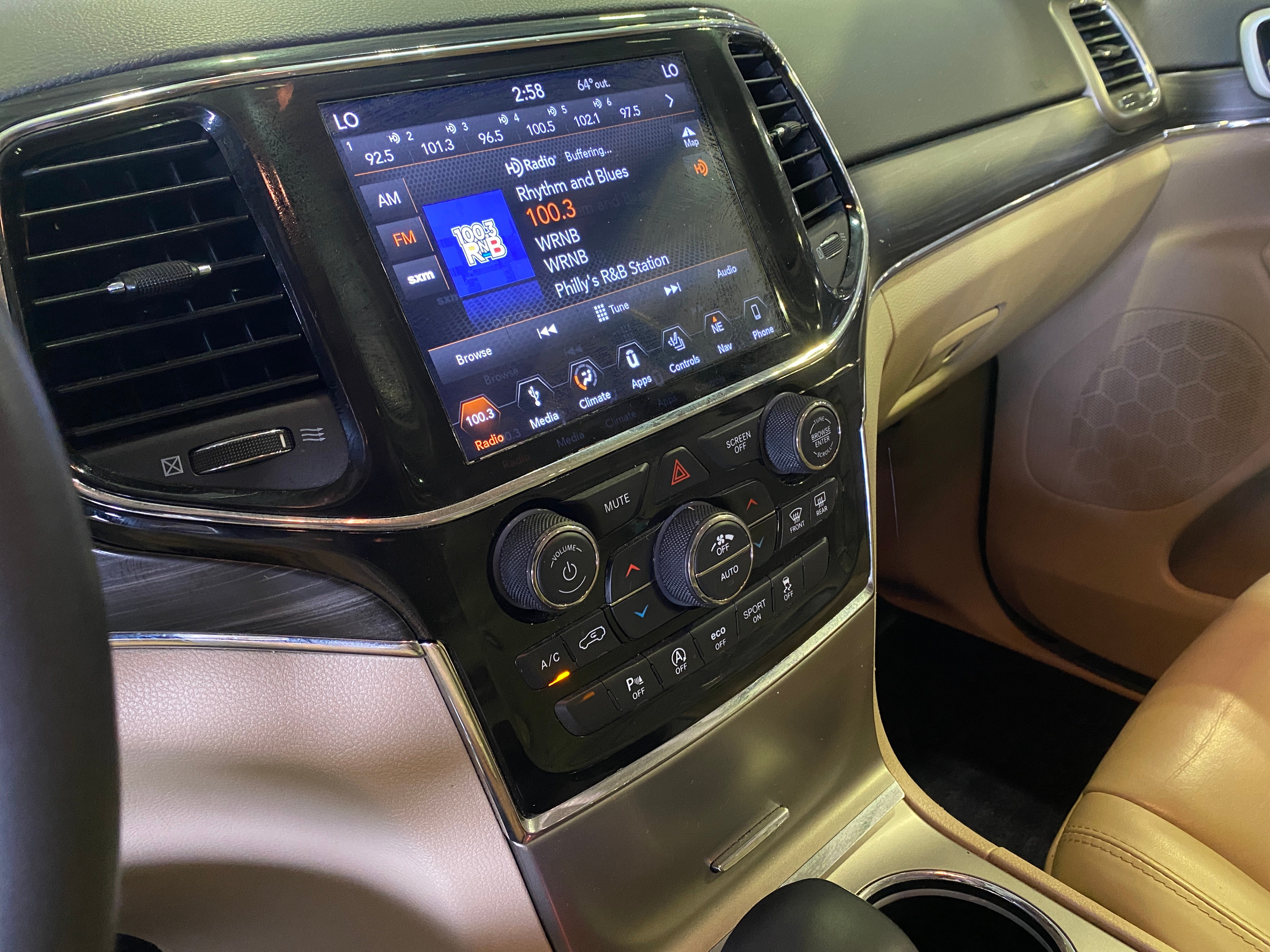 2019 Jeep Grand Cherokee Limited Edition 3