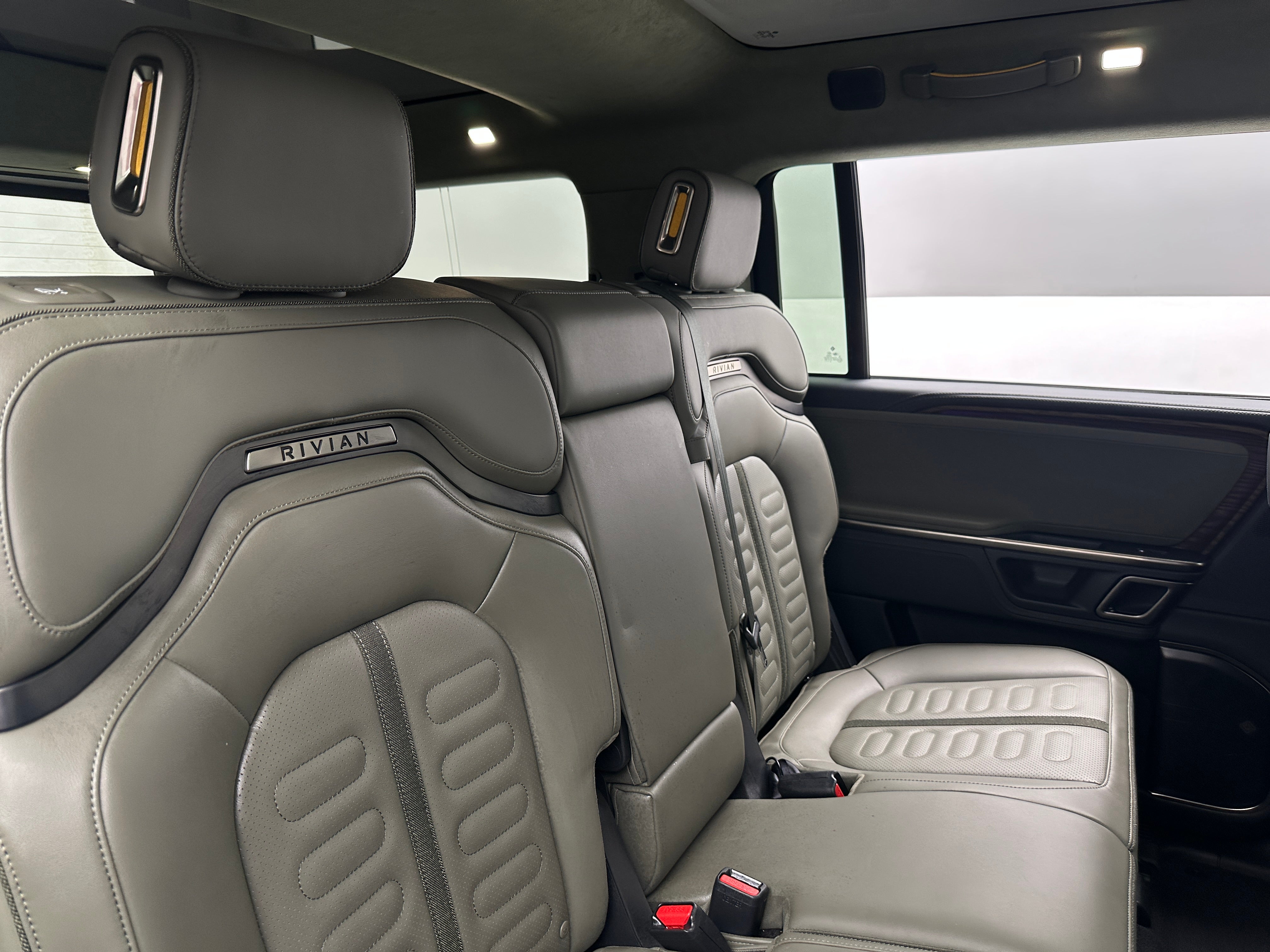 2023 Rivian R1S Adventure 5