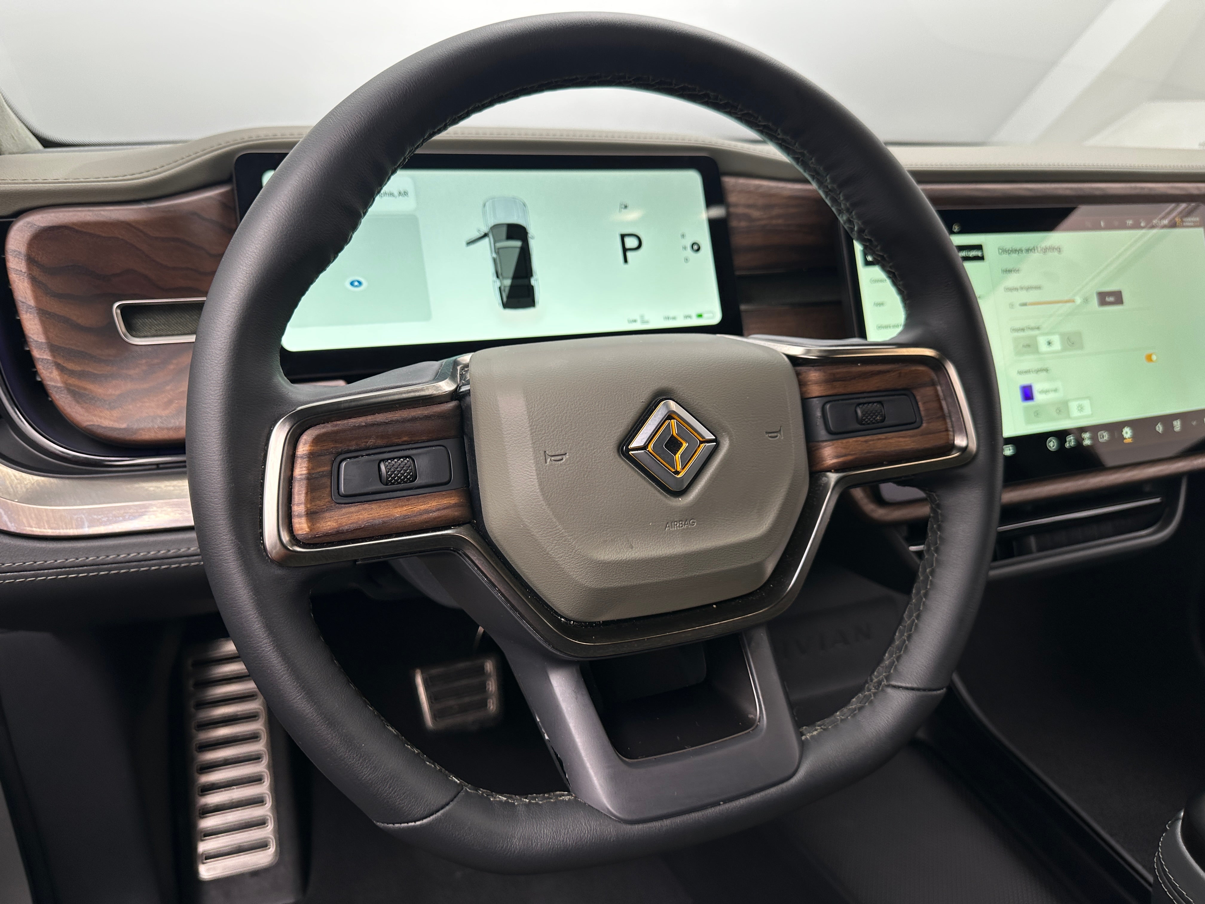 2023 Rivian R1S Adventure 4