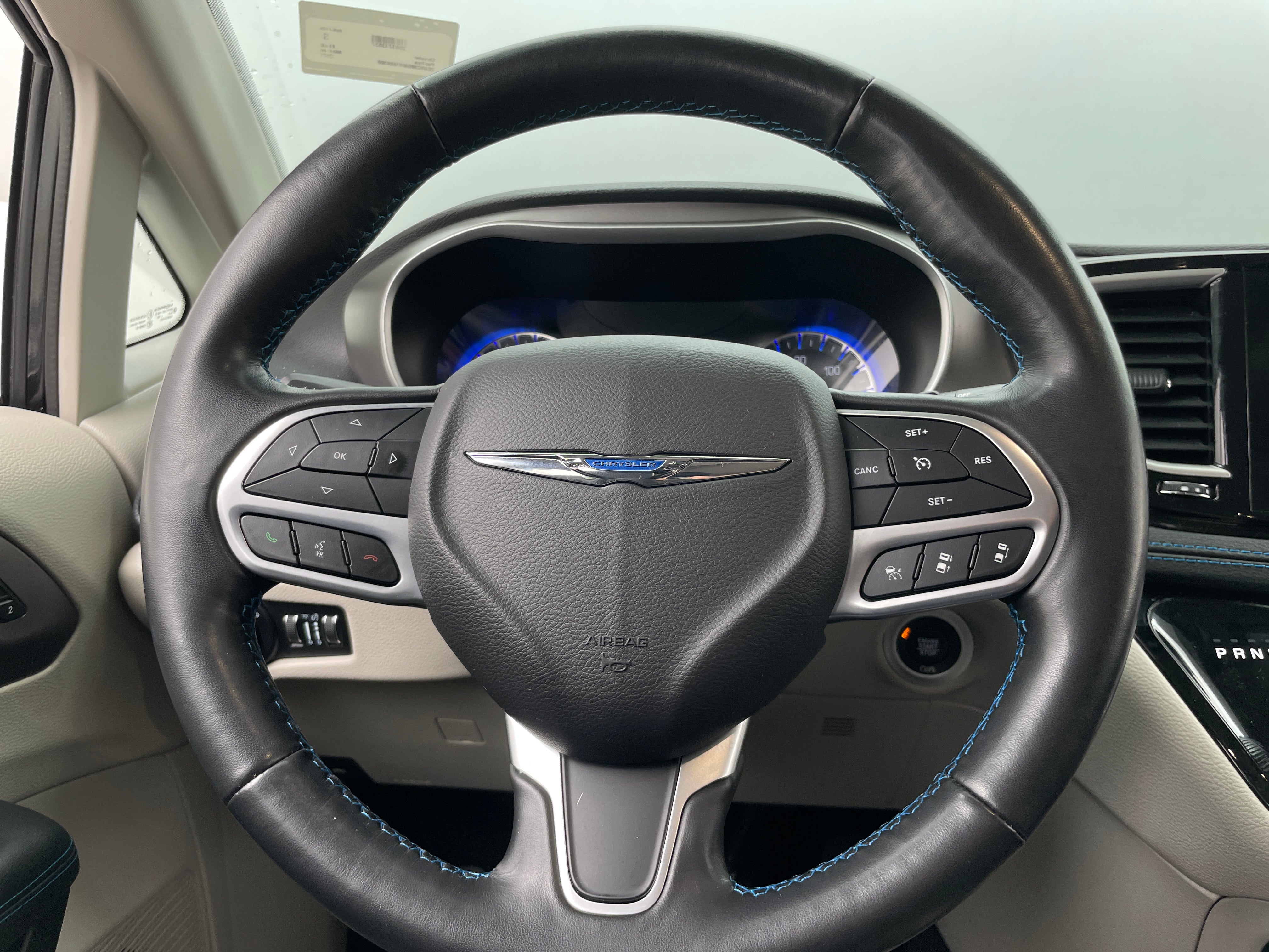 2021 Chrysler Pacifica Touring L 4