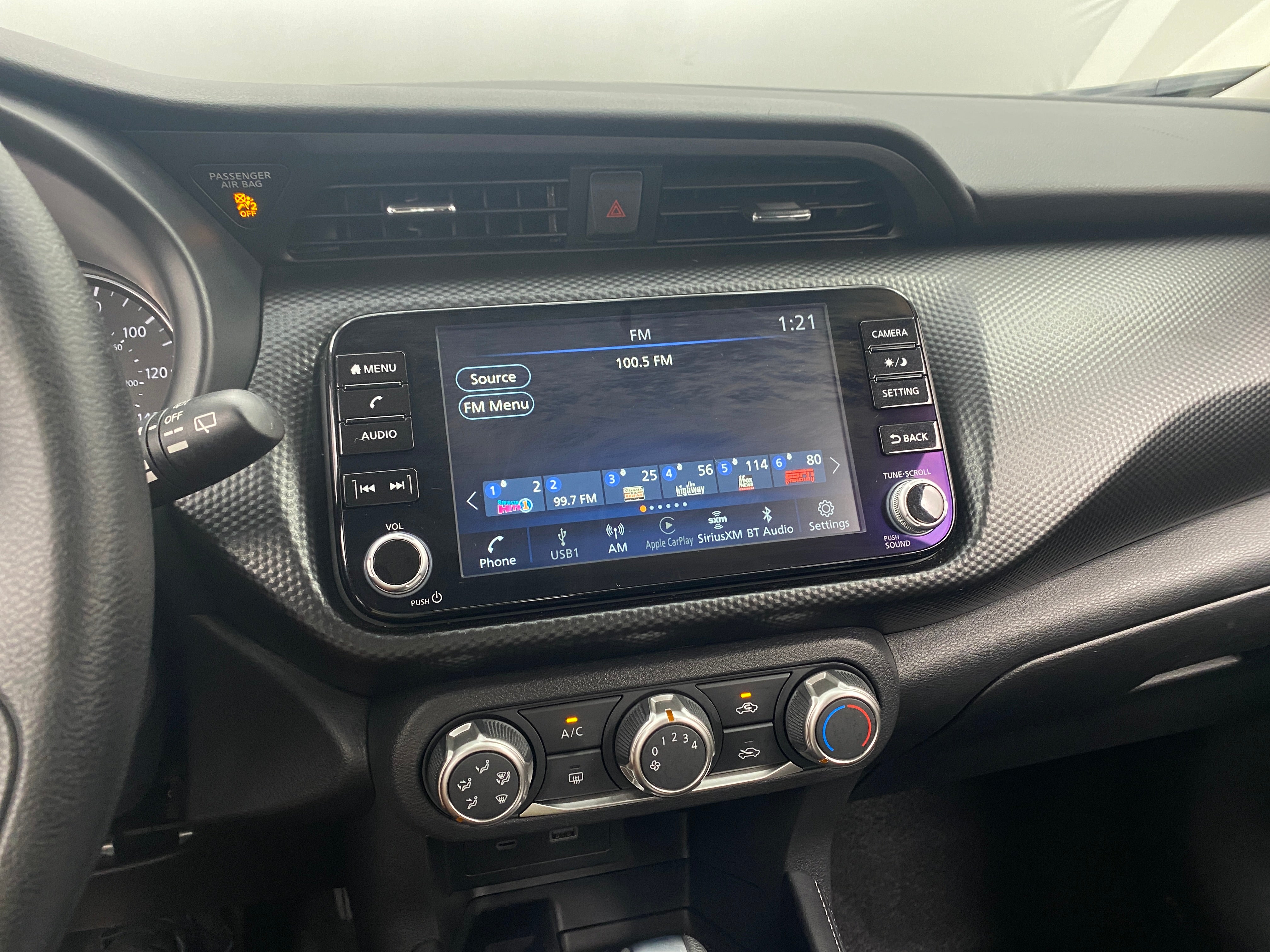 2024 Nissan Kicks SV 4
