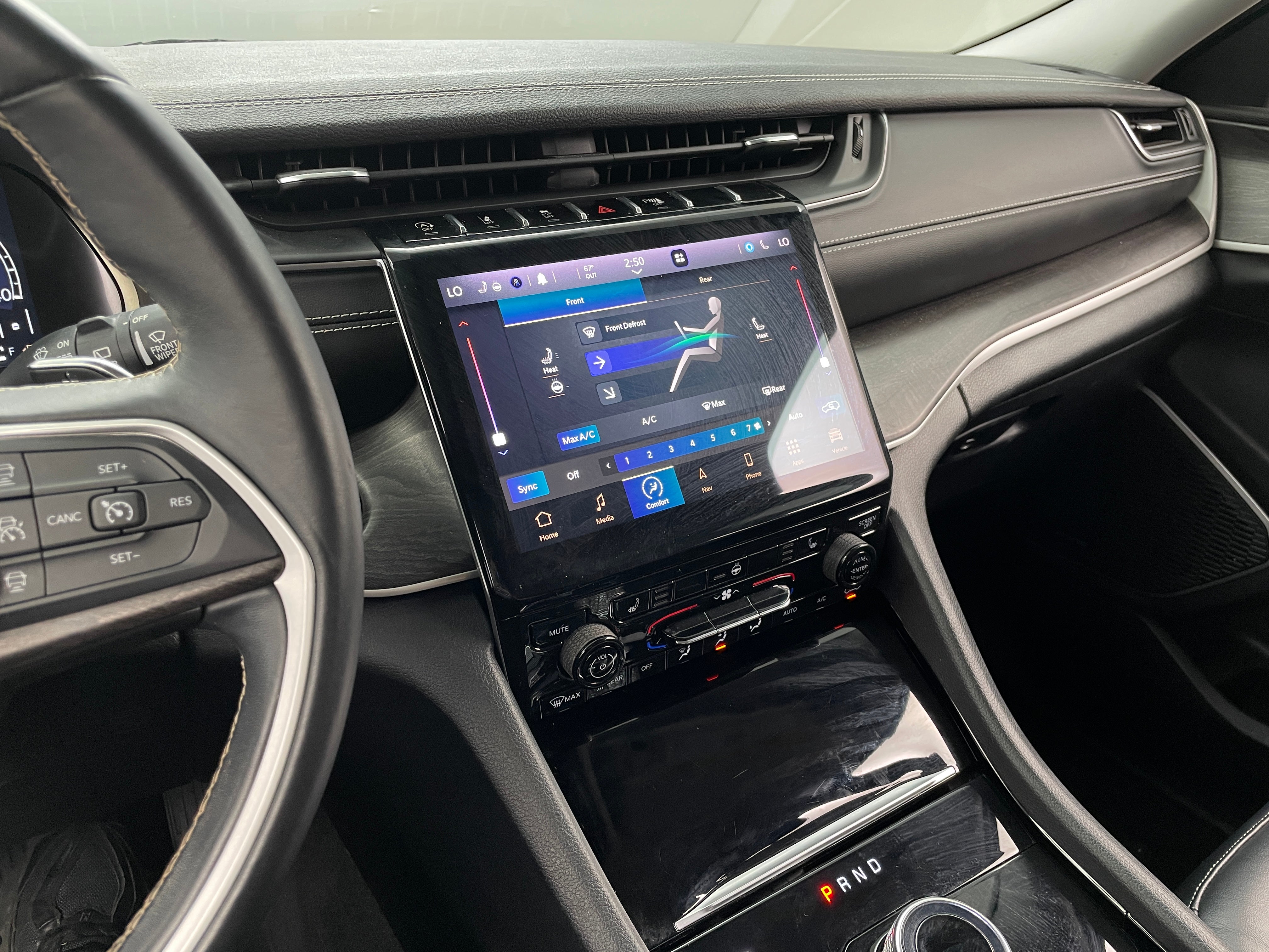 2021 Jeep Grand Cherokee L Limited Edition 3