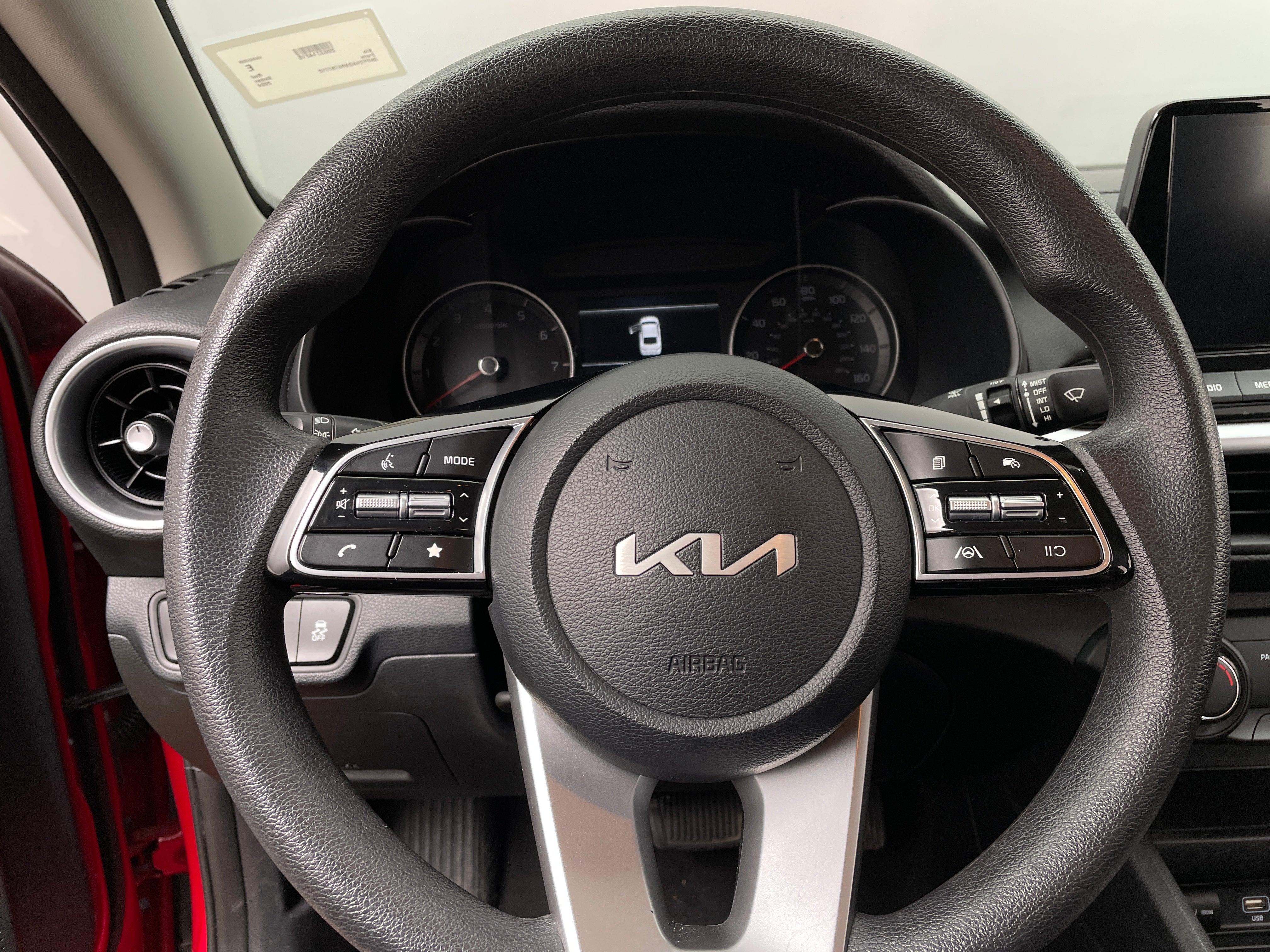 2024 Kia Forte LXS 5