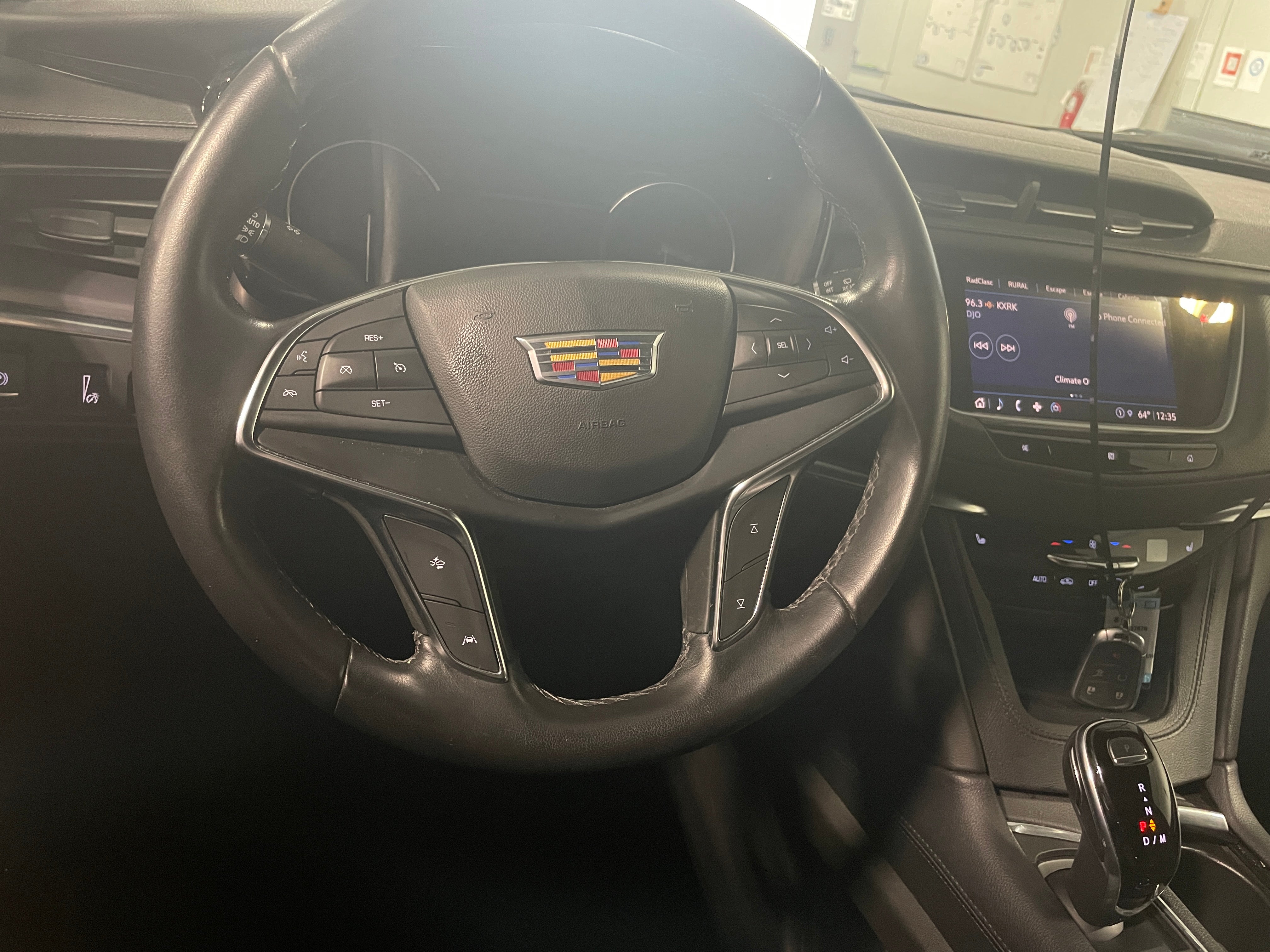 2021 Cadillac XT5 Luxury 4