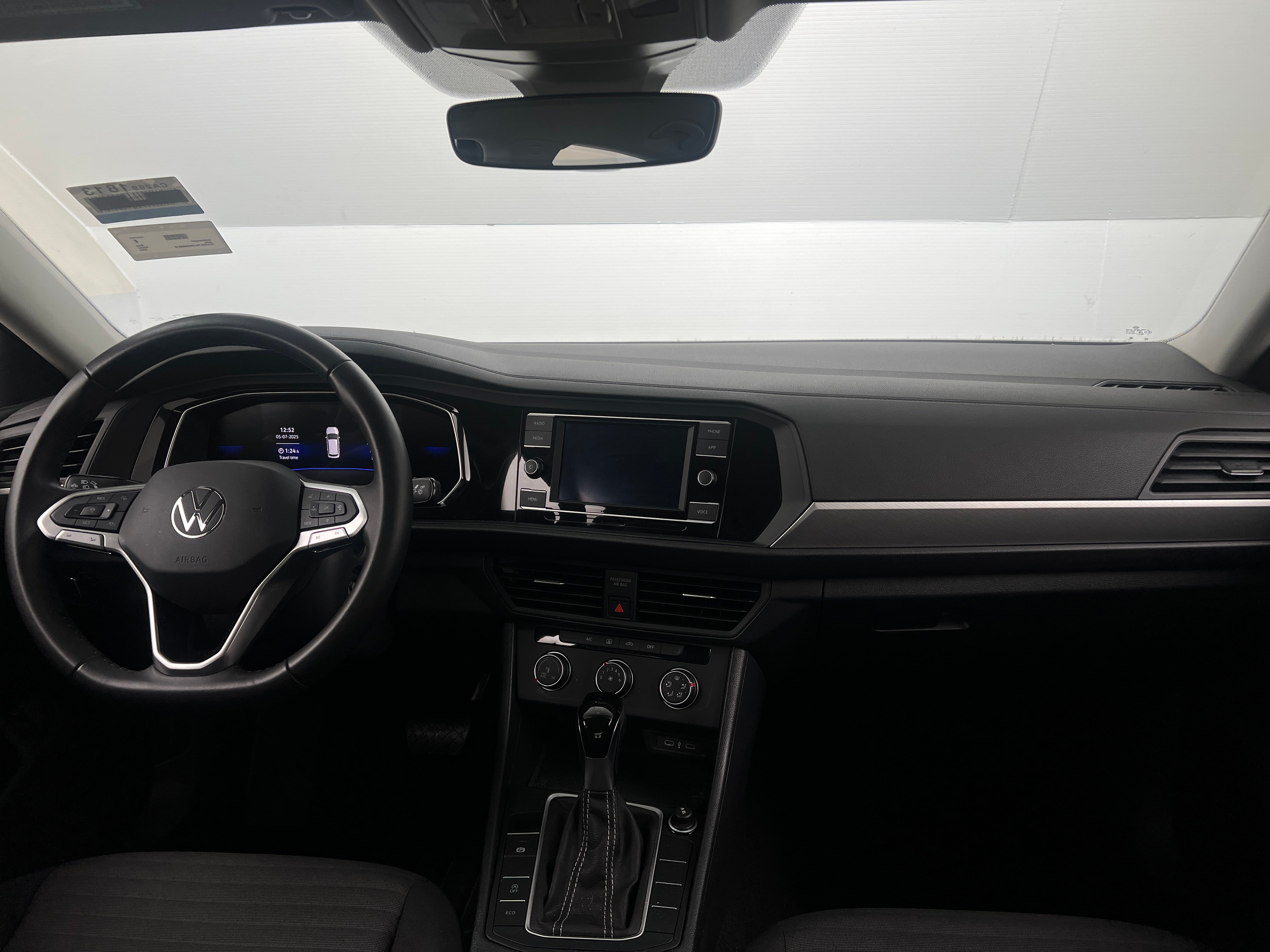 2024 Volkswagen Jetta S 3