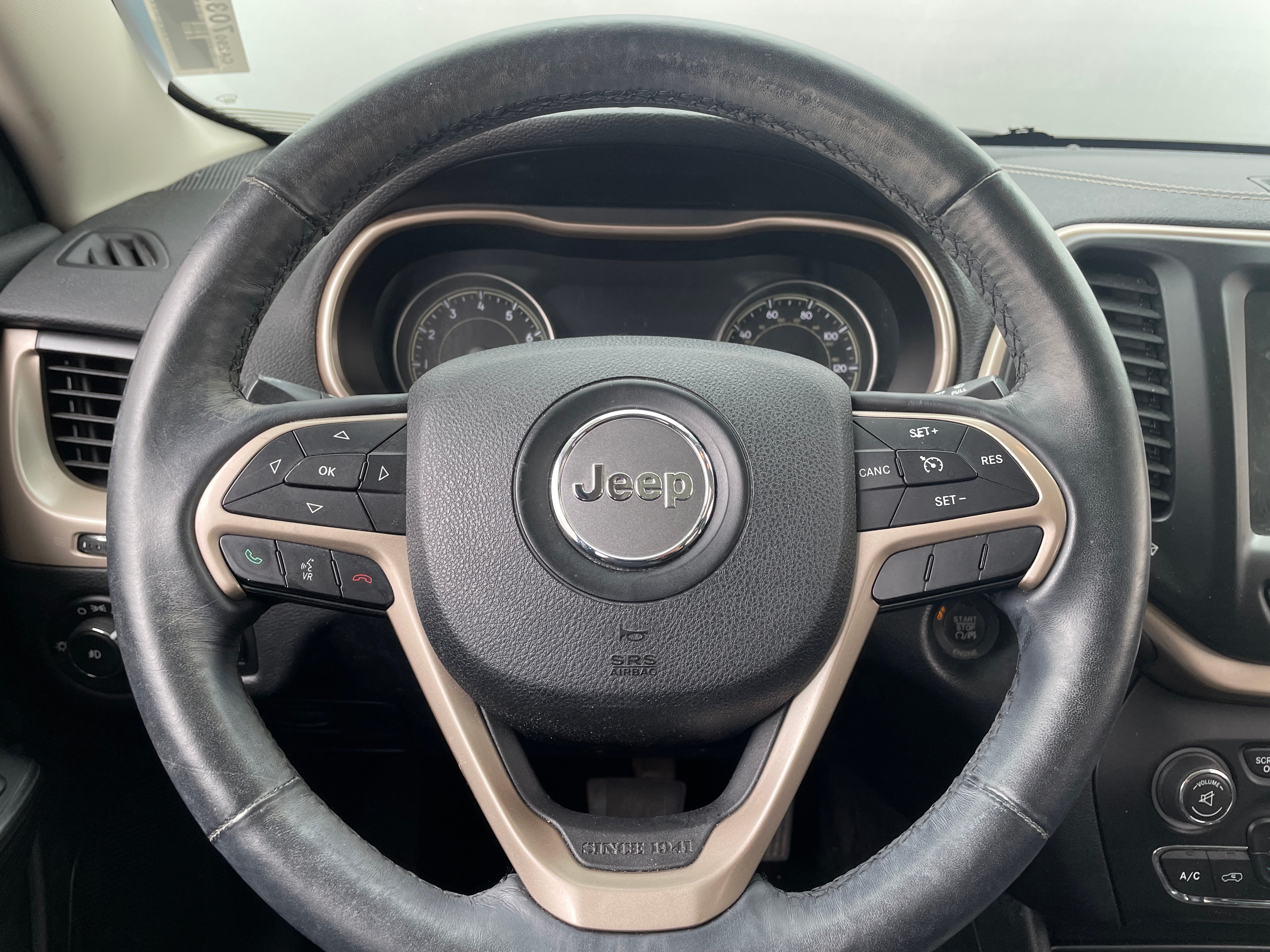 2014 Jeep Cherokee Limited Edition 4