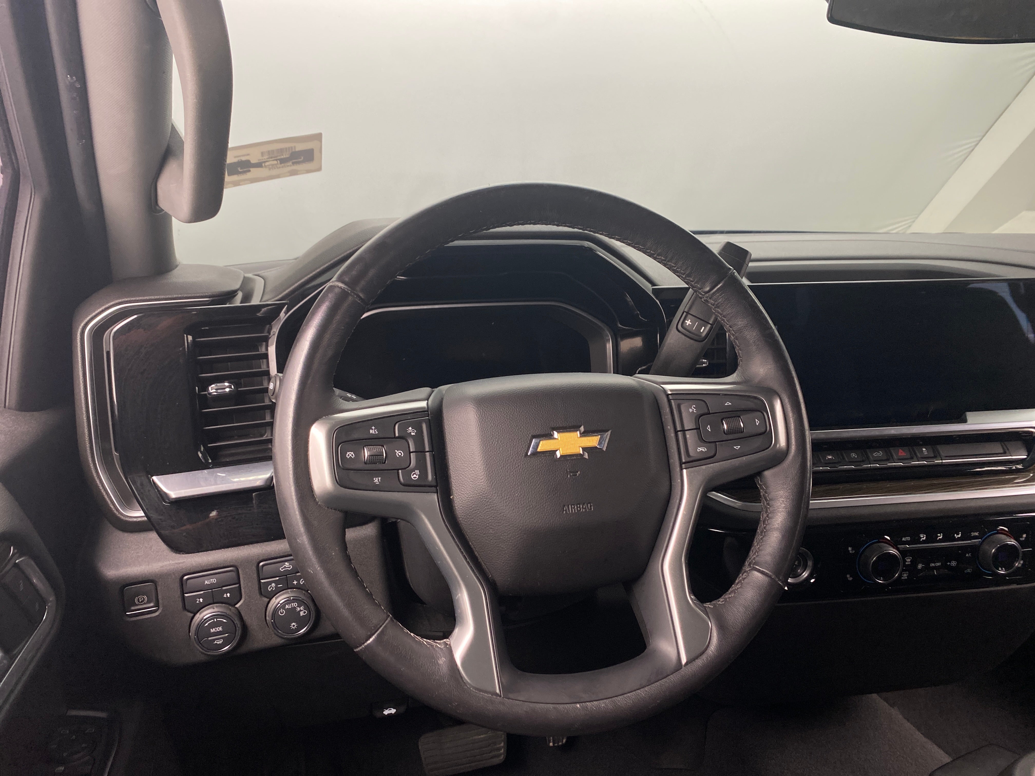 2022 Chevrolet Silverado 1500 LT 5