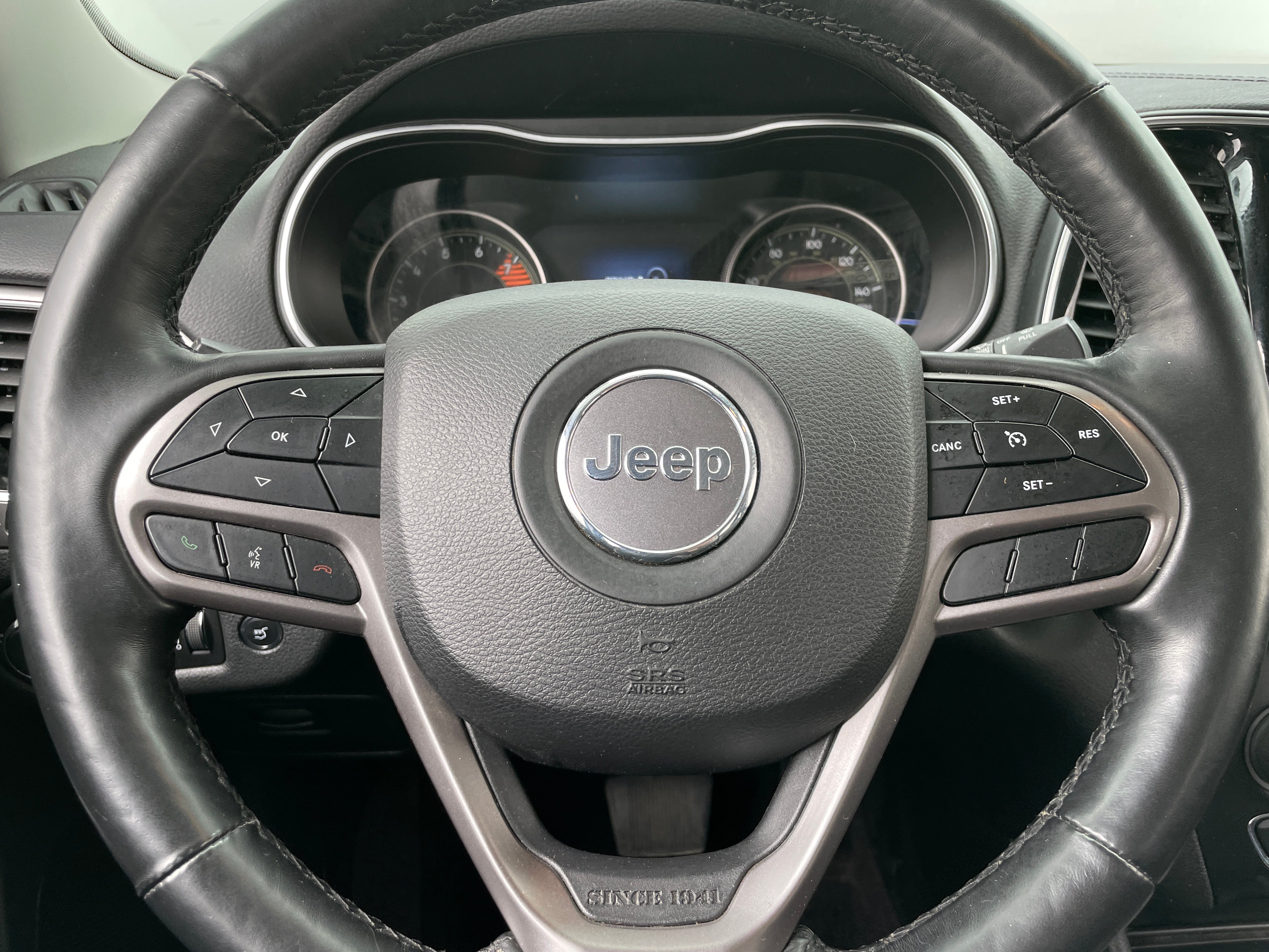 2019 Jeep Cherokee Limited Edition 4