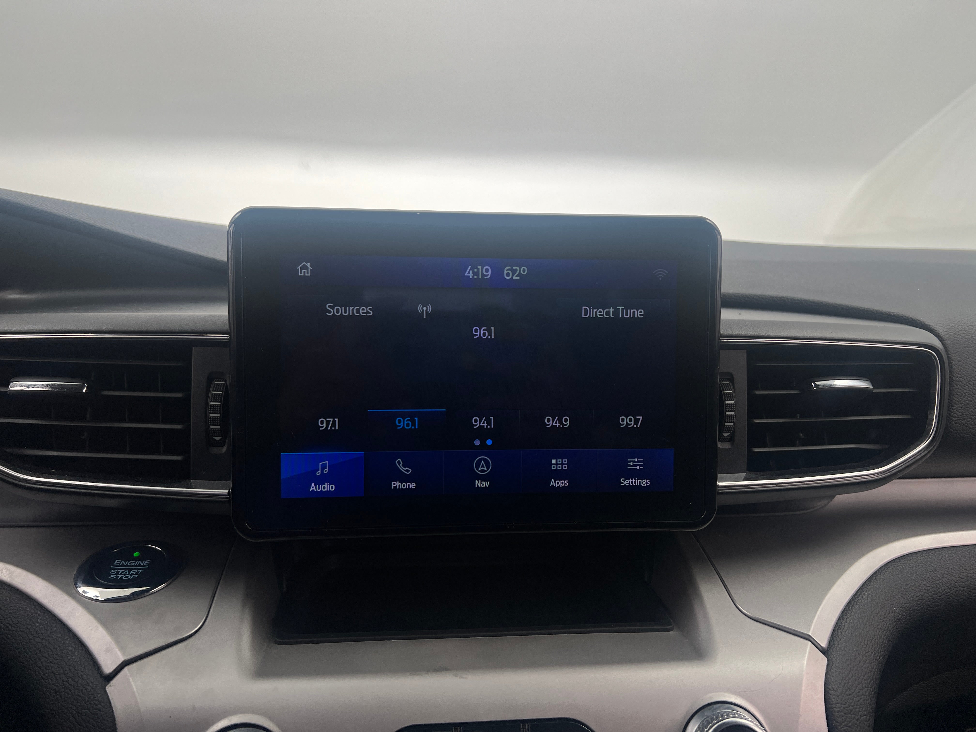 2020 Ford Explorer XLT 4