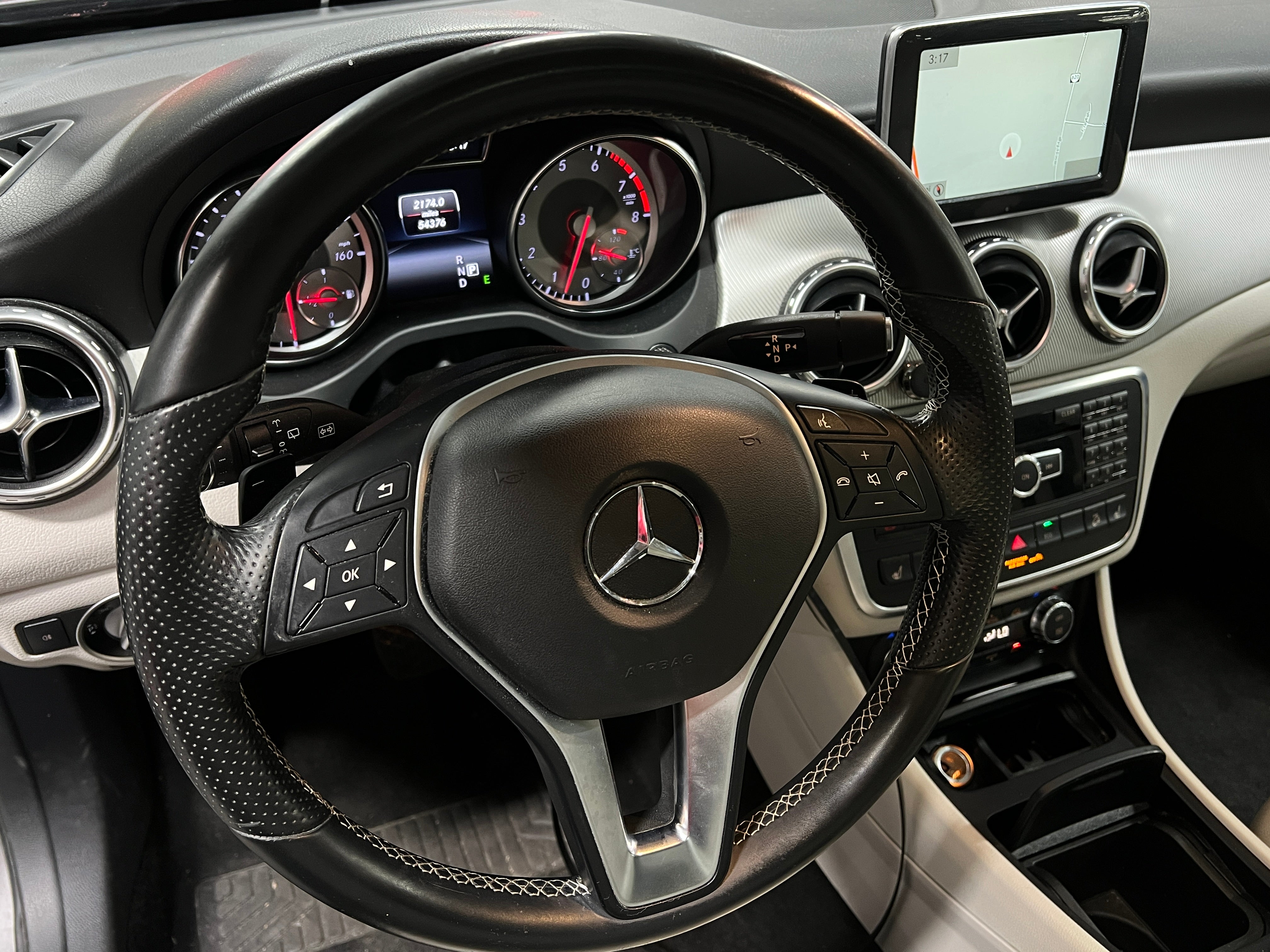 2015 Mercedes-Benz GLA 250 4MATIC 4
