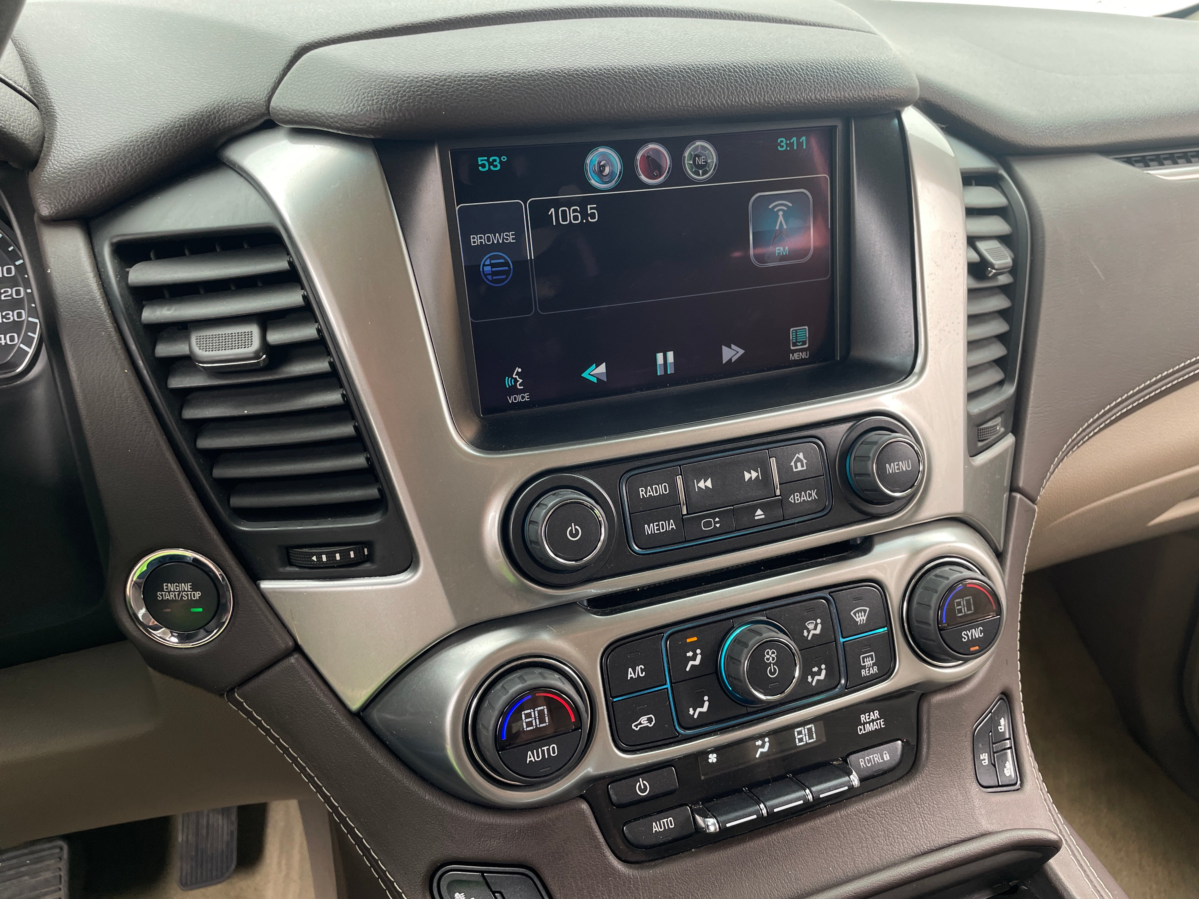 2015 Chevrolet Tahoe LTZ 3