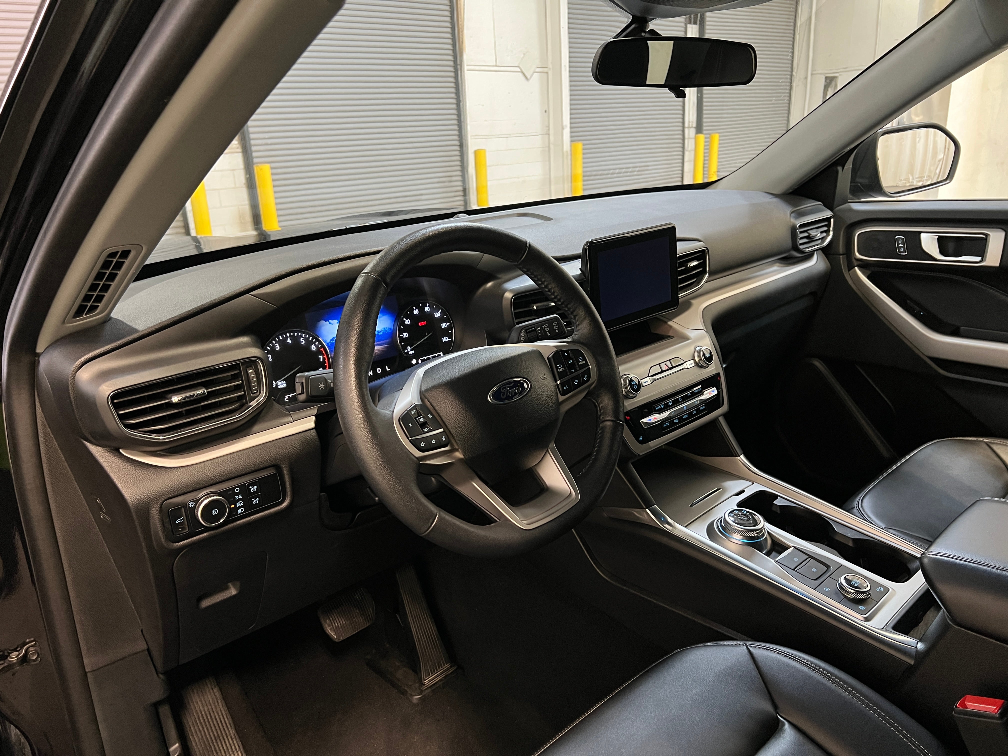 2024 Ford Explorer XLT 3