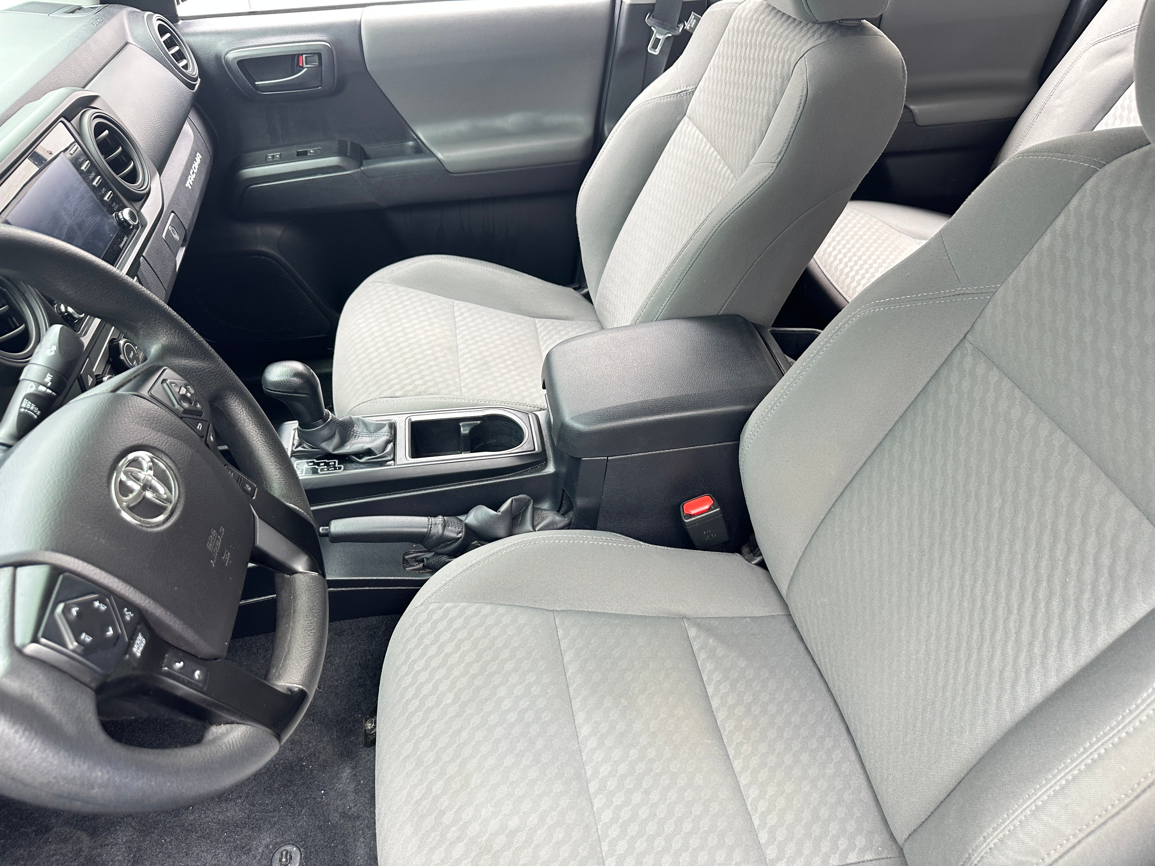 2020 Toyota Tacoma SR5 2